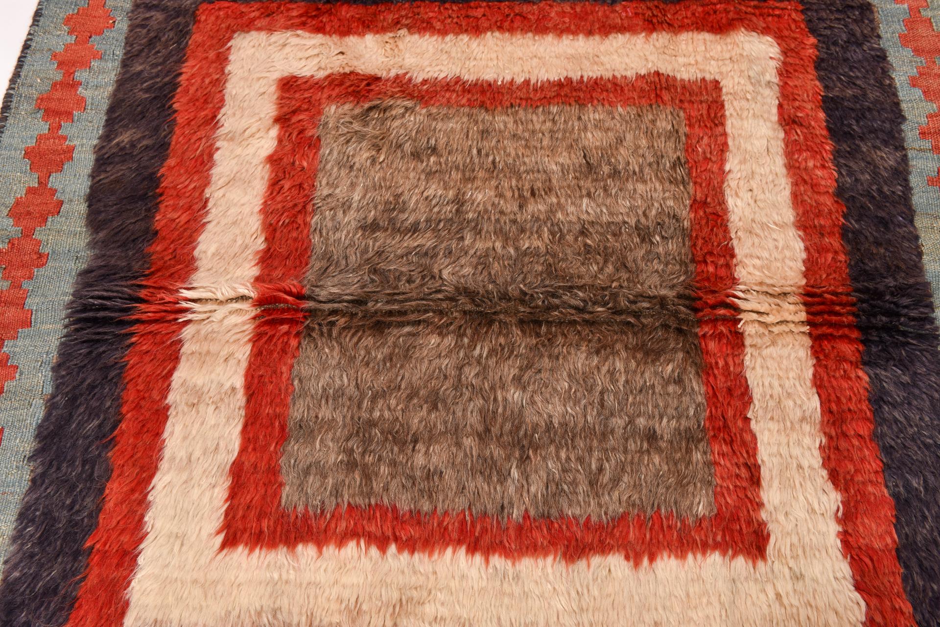 Alfombra cuadrada como sillón de mi colección privada Tejido a mano en venta