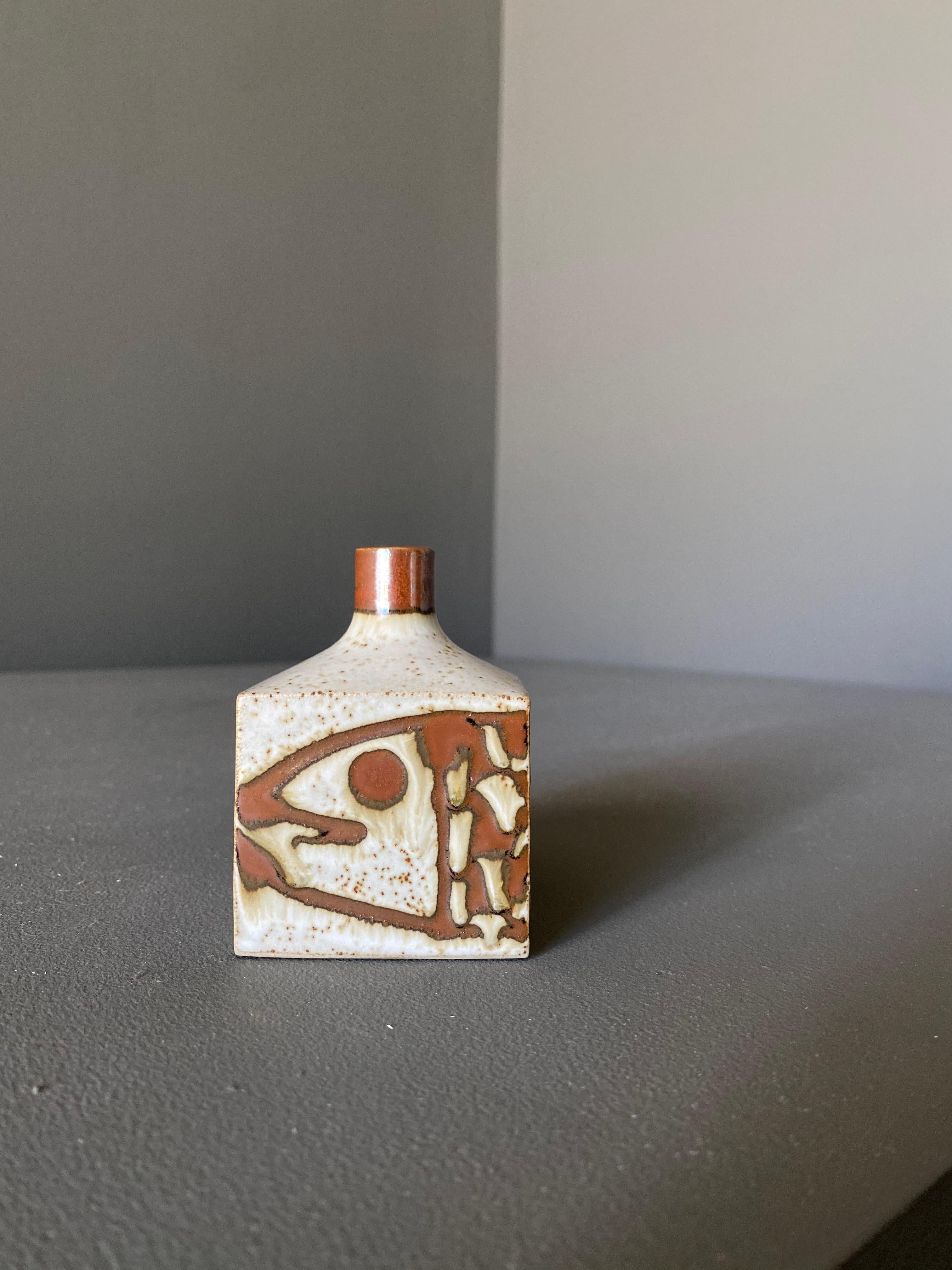 Square ceramic bud vase by Otagiri, Japan 1960s.