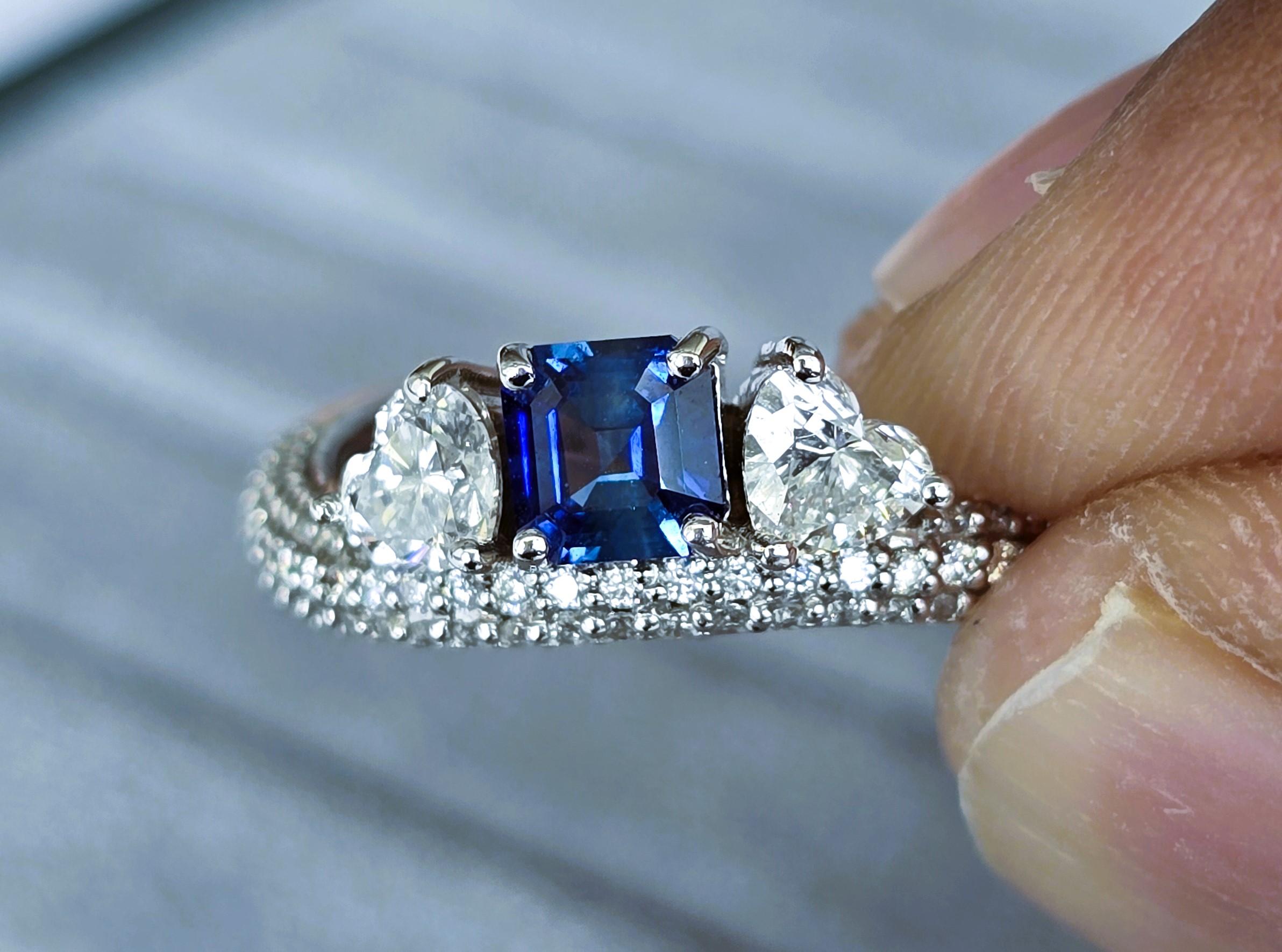 Anello con zaffiro Ceylon quadrato in vendita 1