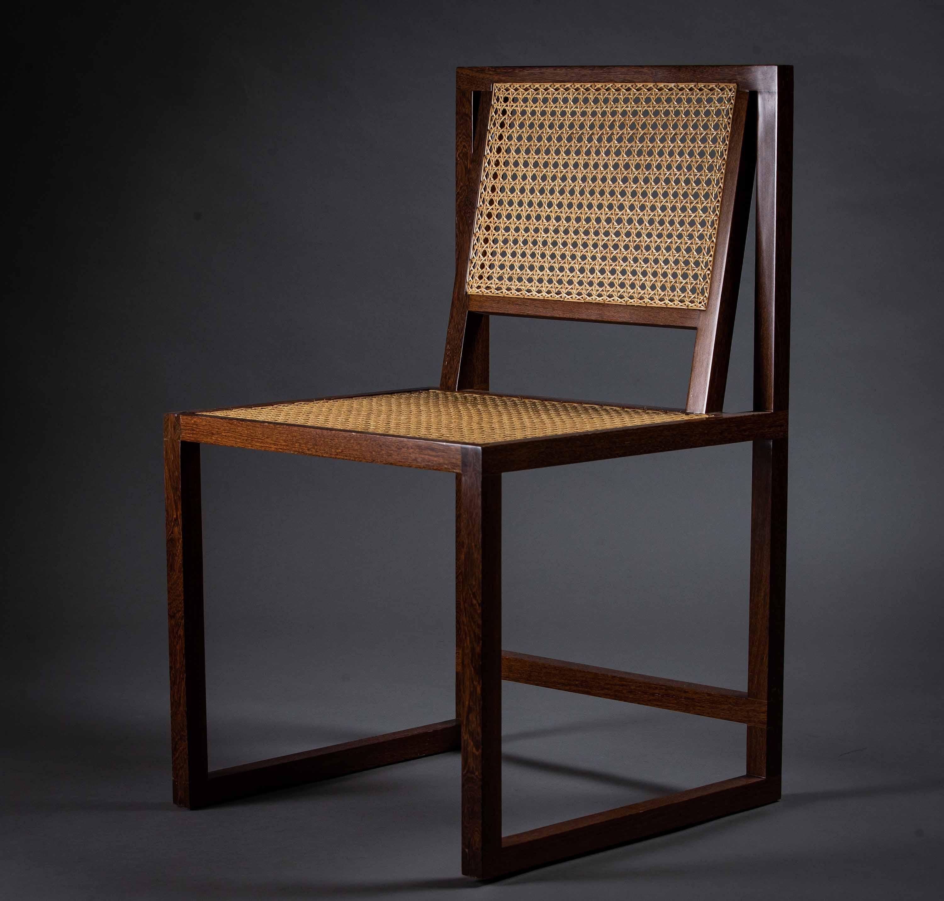 The Square Chair. Produced with Solid Wood Using Mortise and Tenon Joinery.  In New Condition For Sale In São Paulo, SP