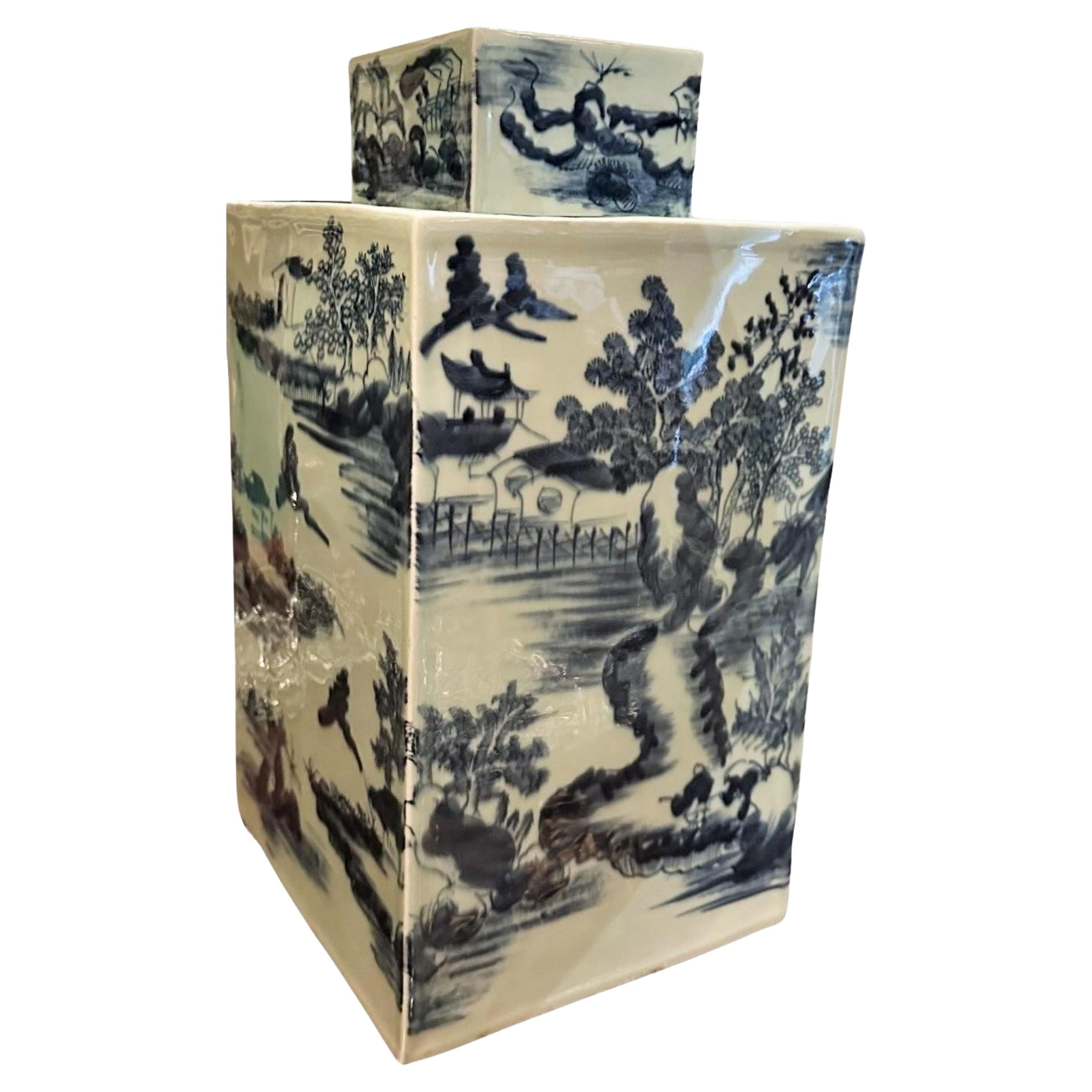 Pot carré couvert de porcelaine céladon indigo, centre de table moderne, CA en vente