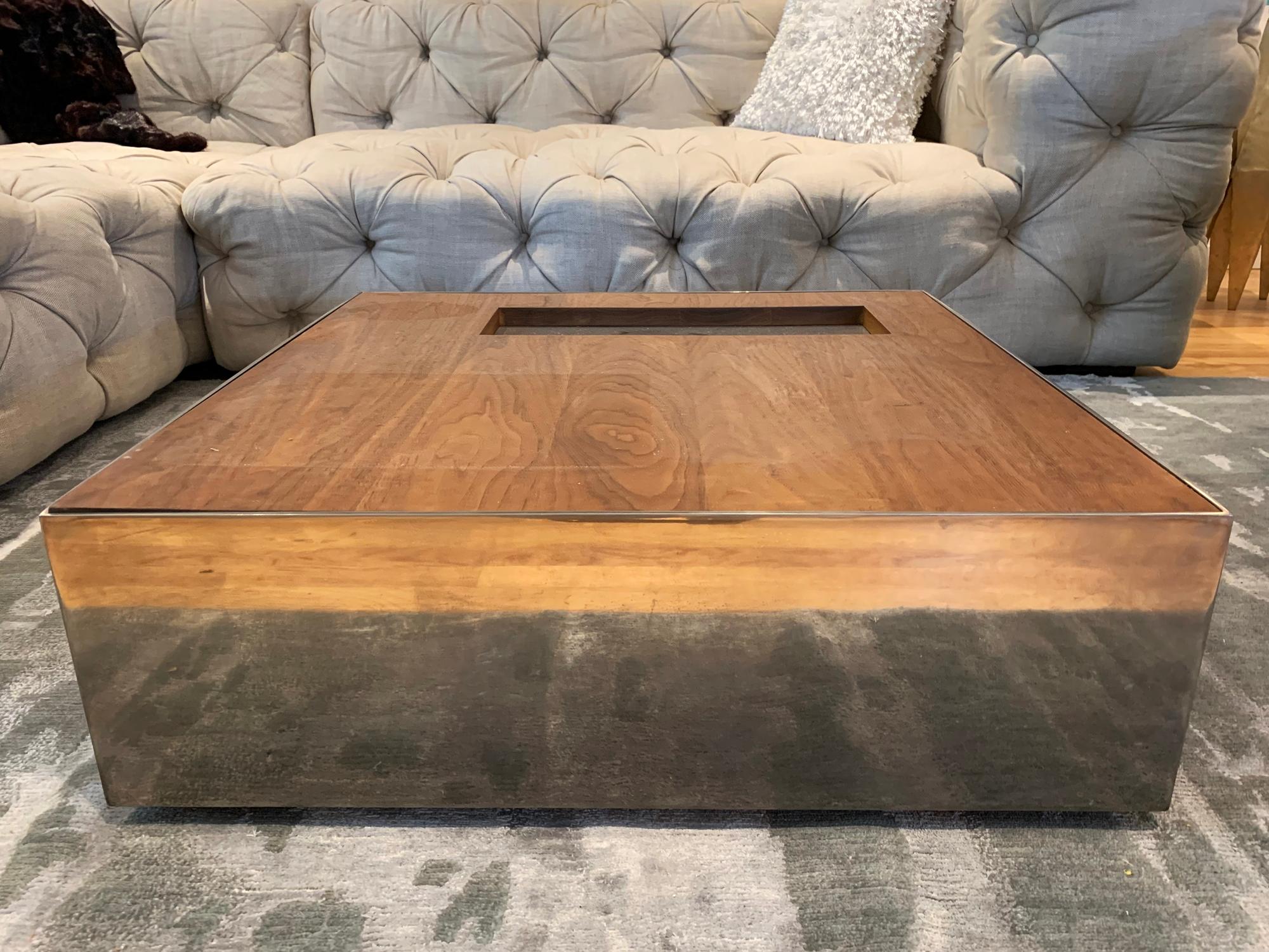 Beautiful coffee table in chrome and walnut top designed and manufactured in Los Angeles California by Reza Feiz for Phase Design.
The table has great lines, it is compact and perfect for small spaces, excellent condition.
Measurements: 30” square