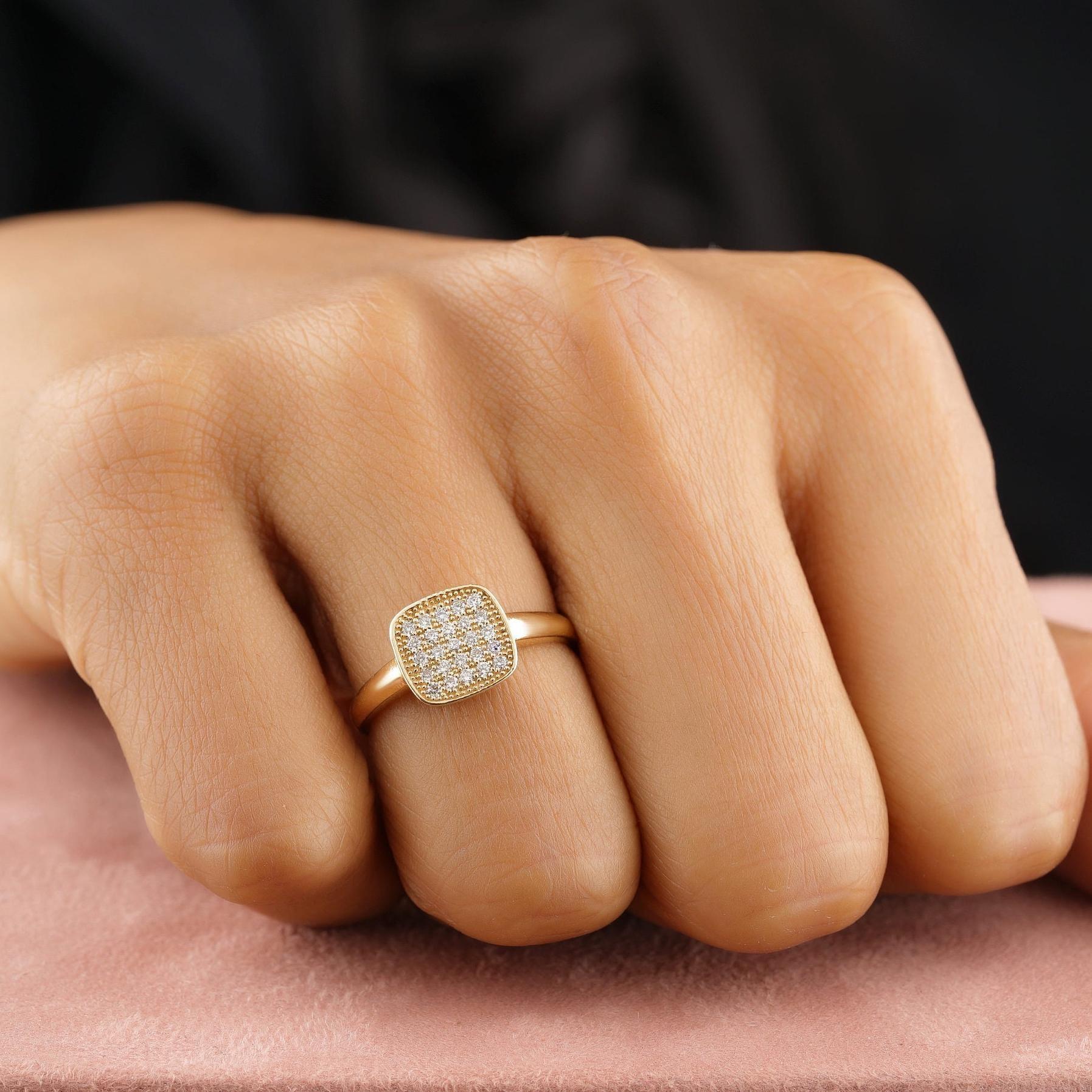 Art déco Bague homme en or massif 14K (certifié) avec diamant en forme de grappe carrée en vente
