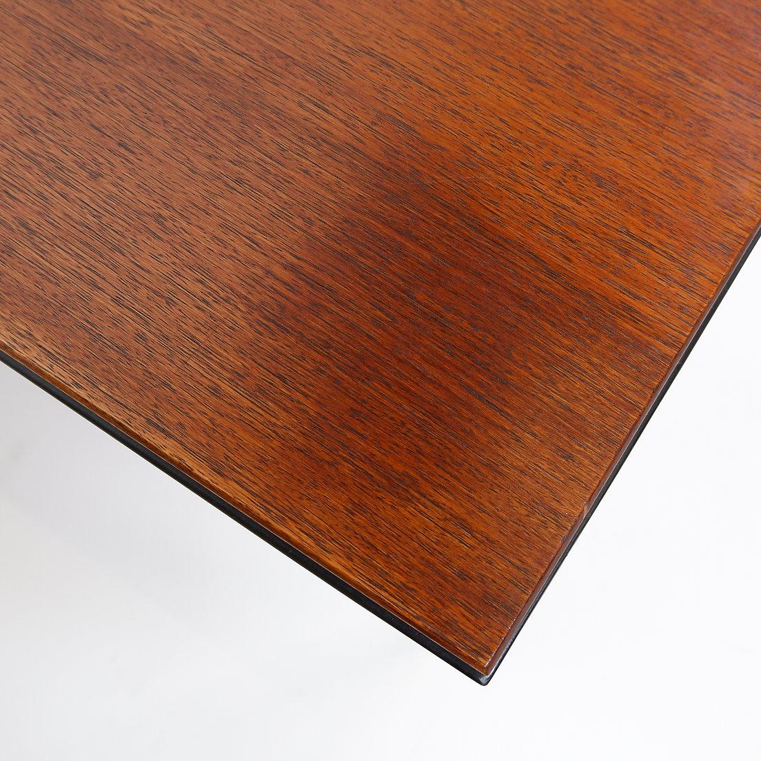 Square Coffee Table - 1960s Florence Knoll Style In Good Condition For Sale In Linkebeek, BE