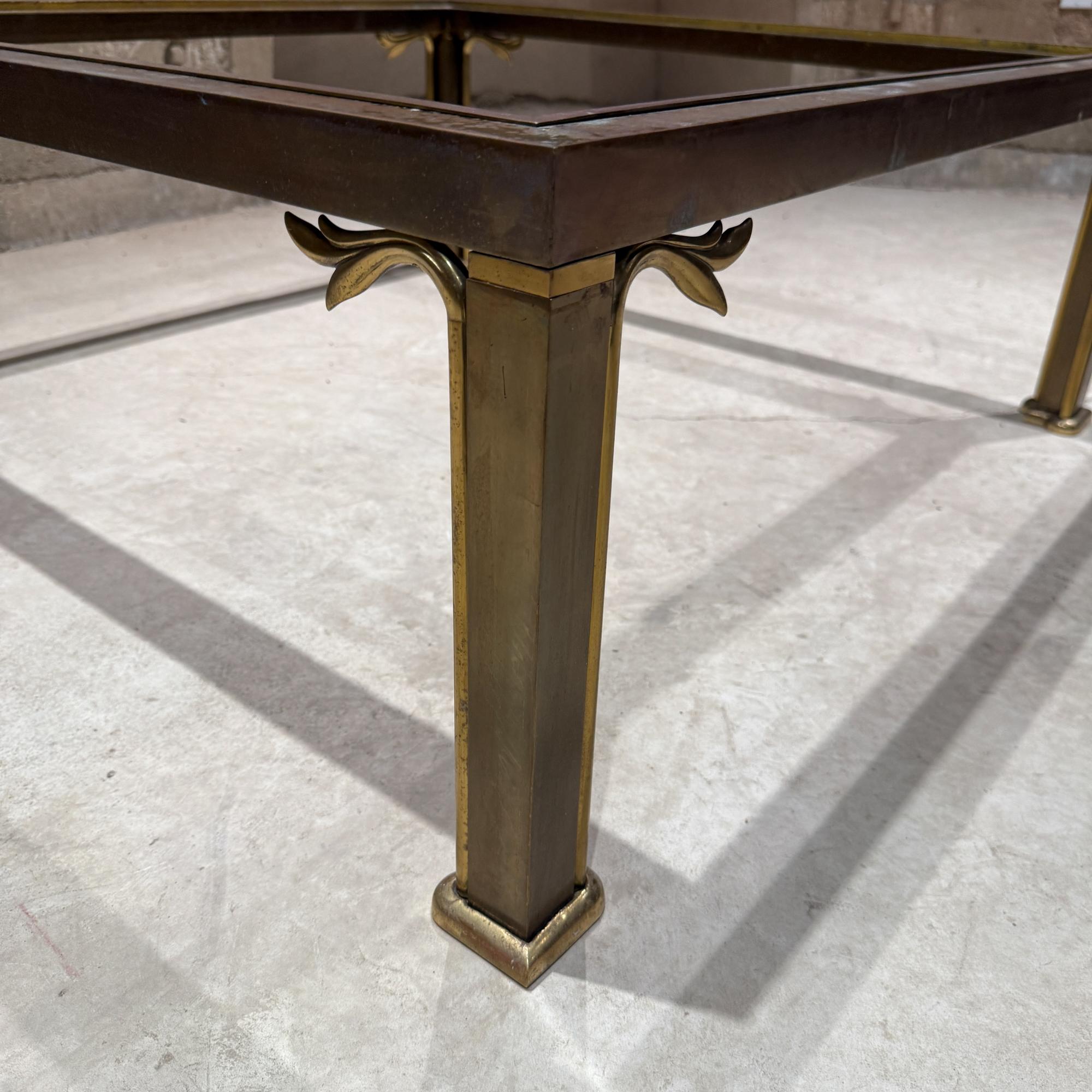 Table basse carrée en laiton bronze fabriquée en Italie Hollywood Regency Bon état - En vente à Chula Vista, CA