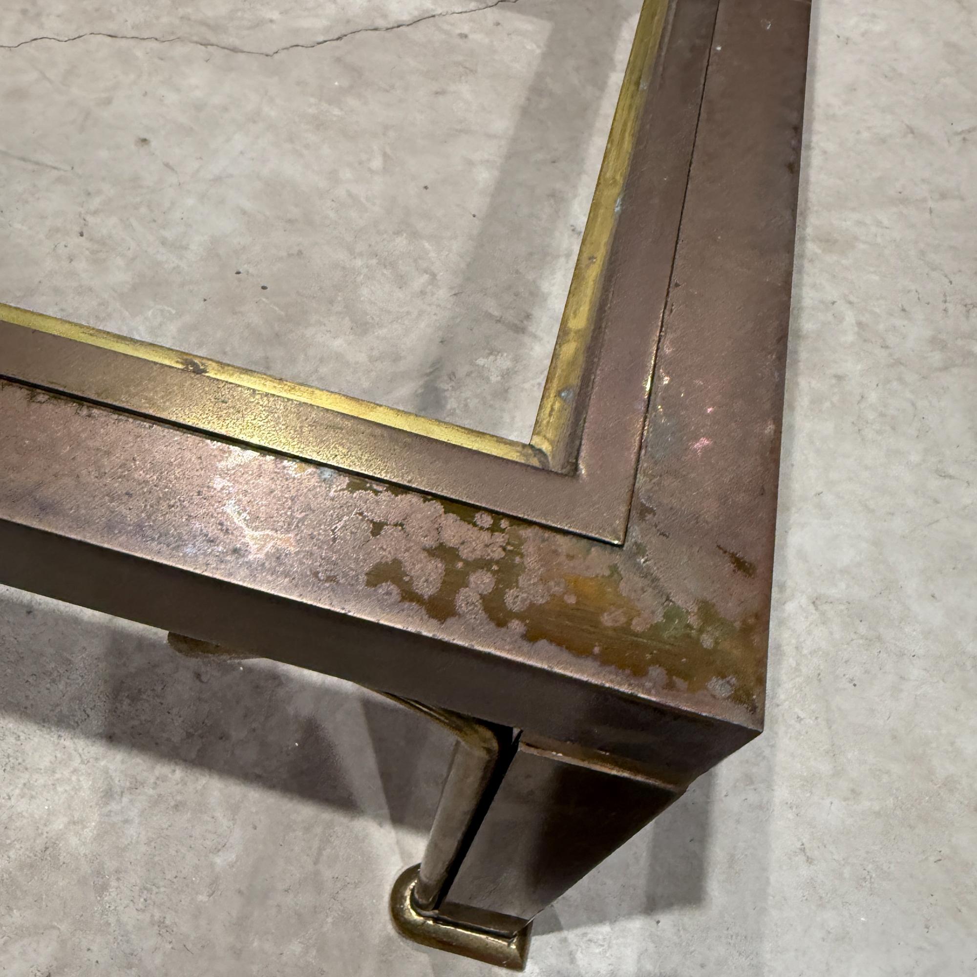 Fin du 20e siècle Table basse carrée en laiton bronze fabriquée en Italie Hollywood Regency en vente