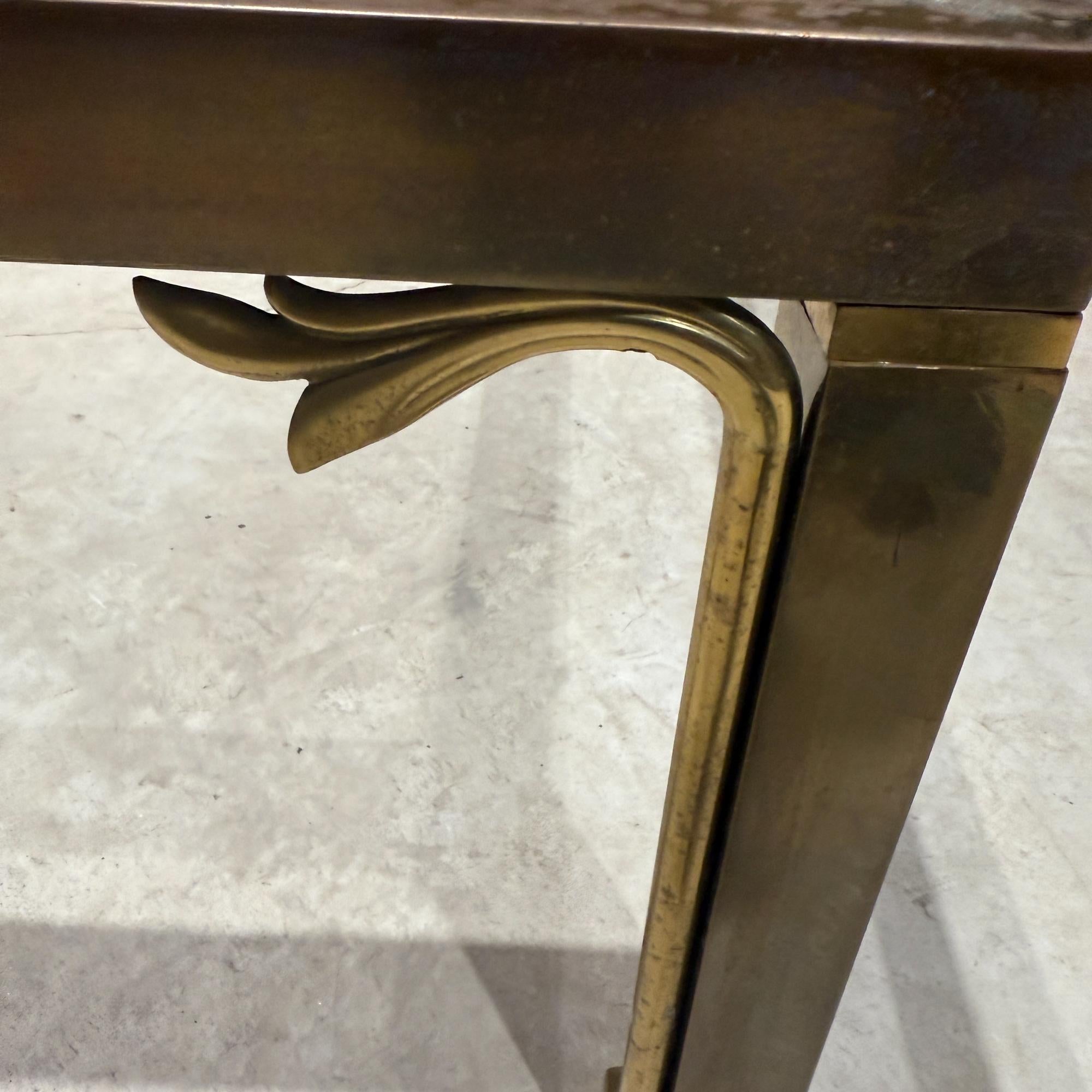 Laiton Table basse carrée en laiton bronze fabriquée en Italie Hollywood Regency en vente