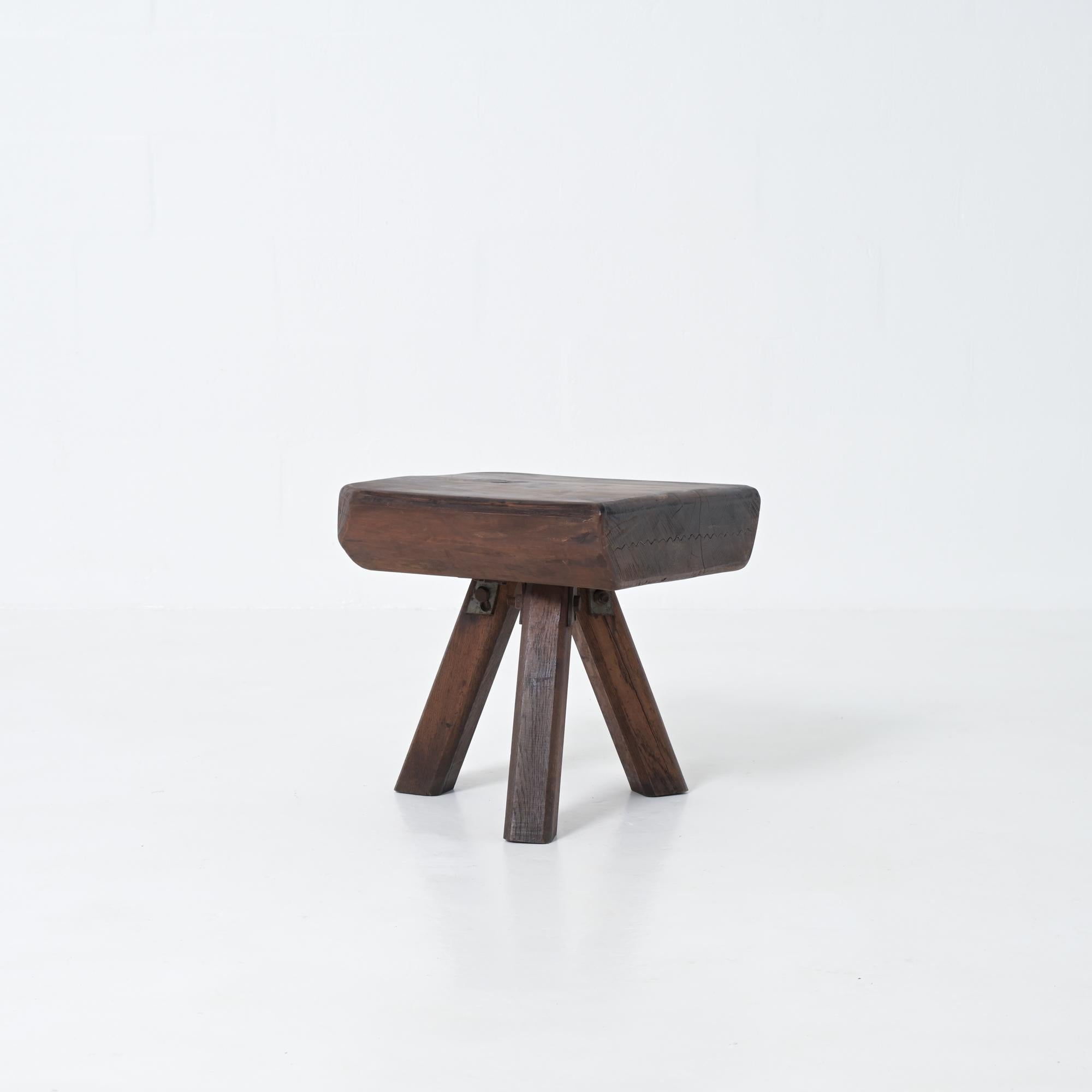 Square Coffee Table by Mobichalet en vente 3