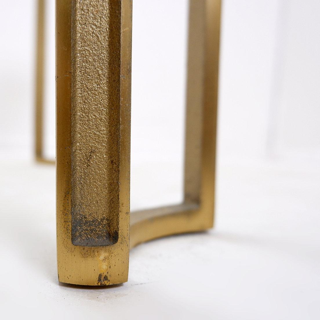Quadratischer Couchtisch von Peter Ghyczy – 1970er Jahre (20. Jahrhundert) im Angebot