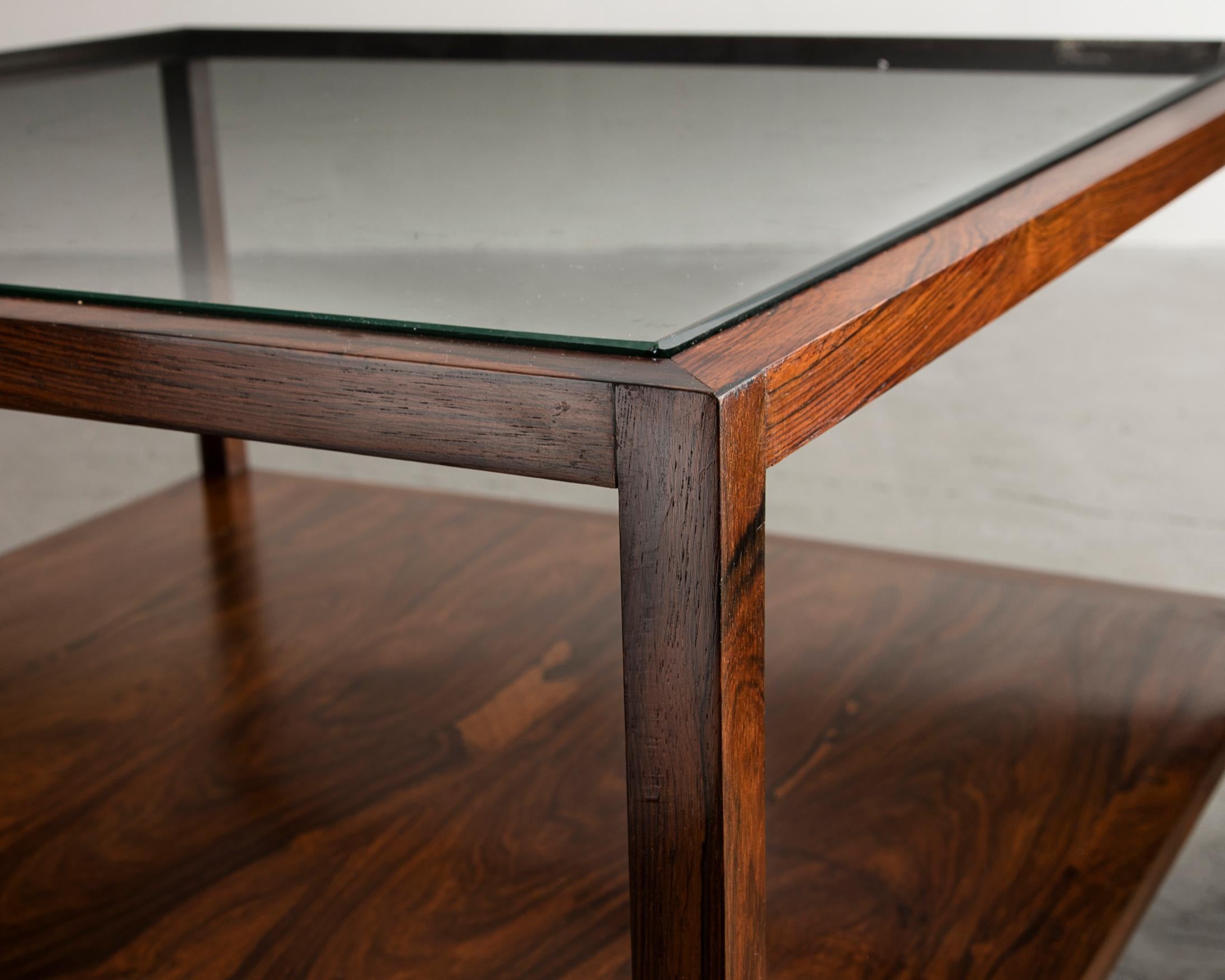 Square Coffee Table in Jacaranda with Glass Top by Joaquim Tenreiro, 1954 In Excellent Condition In New York, NY