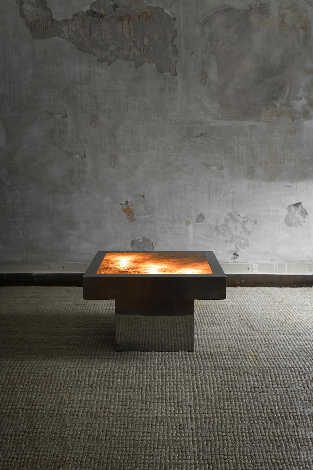 Table basse carrée en métal avec plateau rétro-éclairé, 1970 Bon état - En vente à Roma, RM
