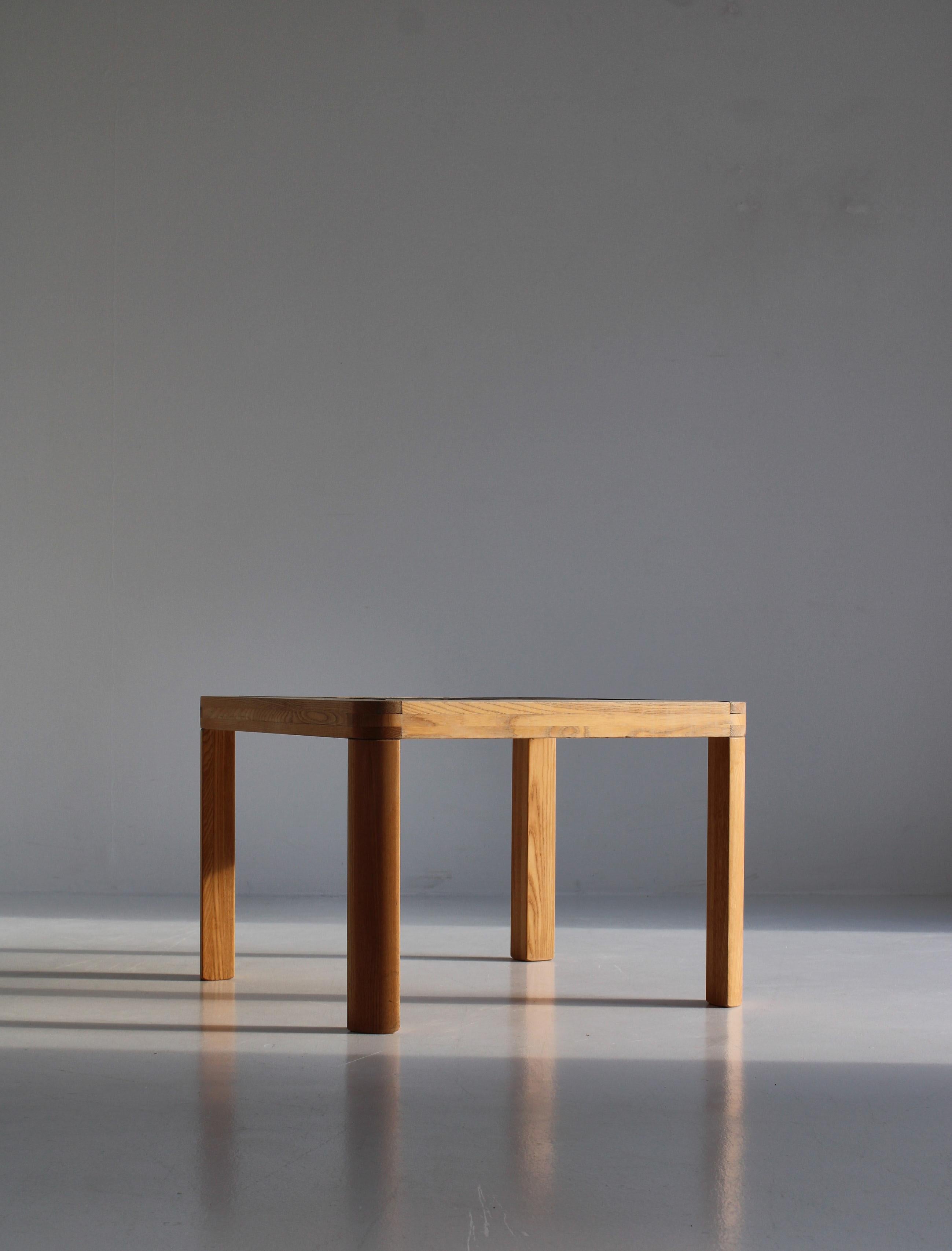 Ardoise Table basse carrée en chêne avec plateau en ardoise, Haslev Furniture, Danemark, 1970 en vente