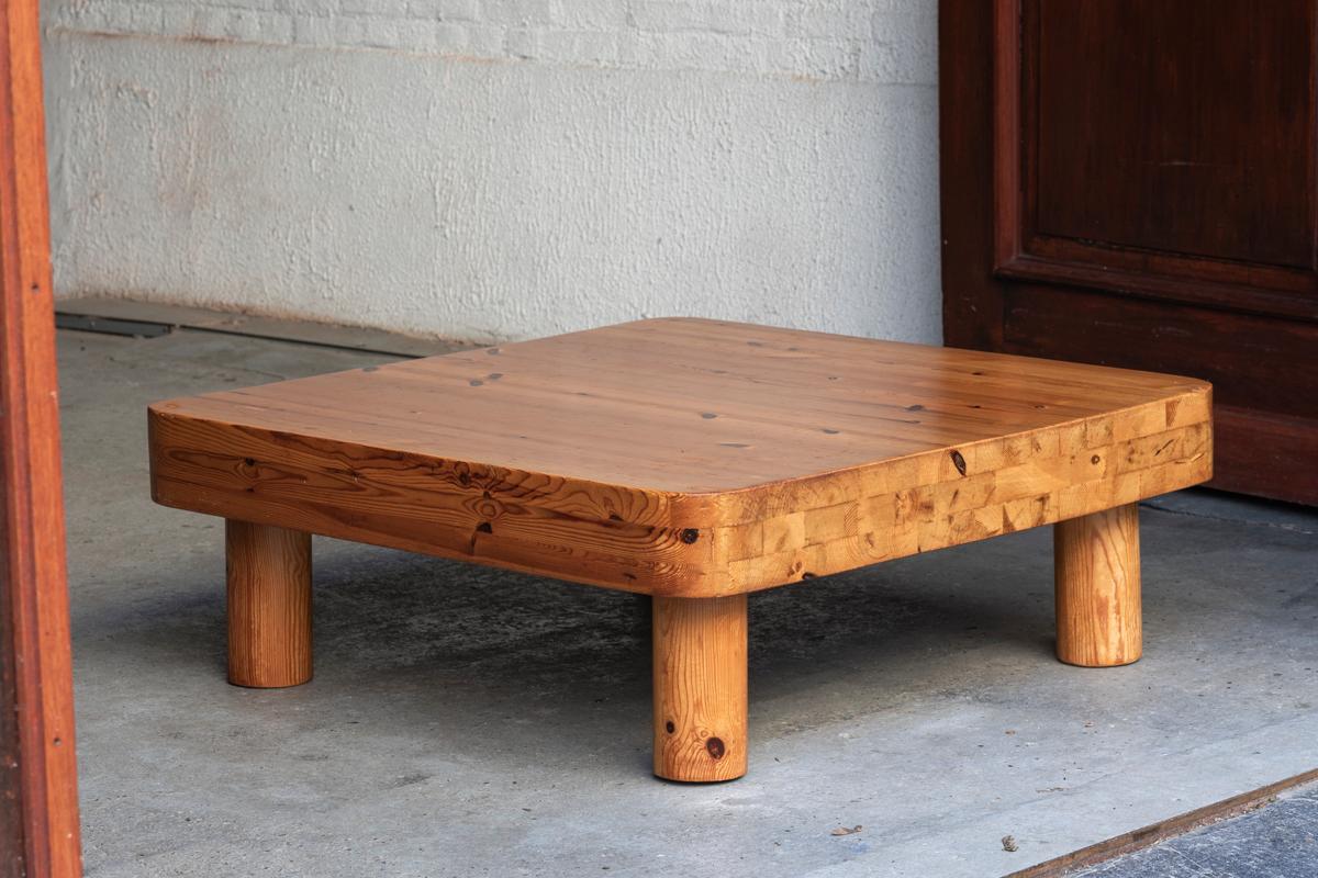 Large Square Coffee Table in Pine Wood, 1970s For Sale 11