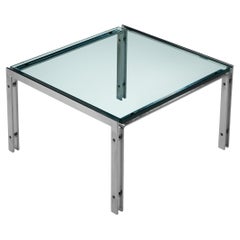 Quadratischer Couchtisch aus Stahl und Glas 