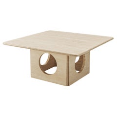 Table basse carrée en travertin