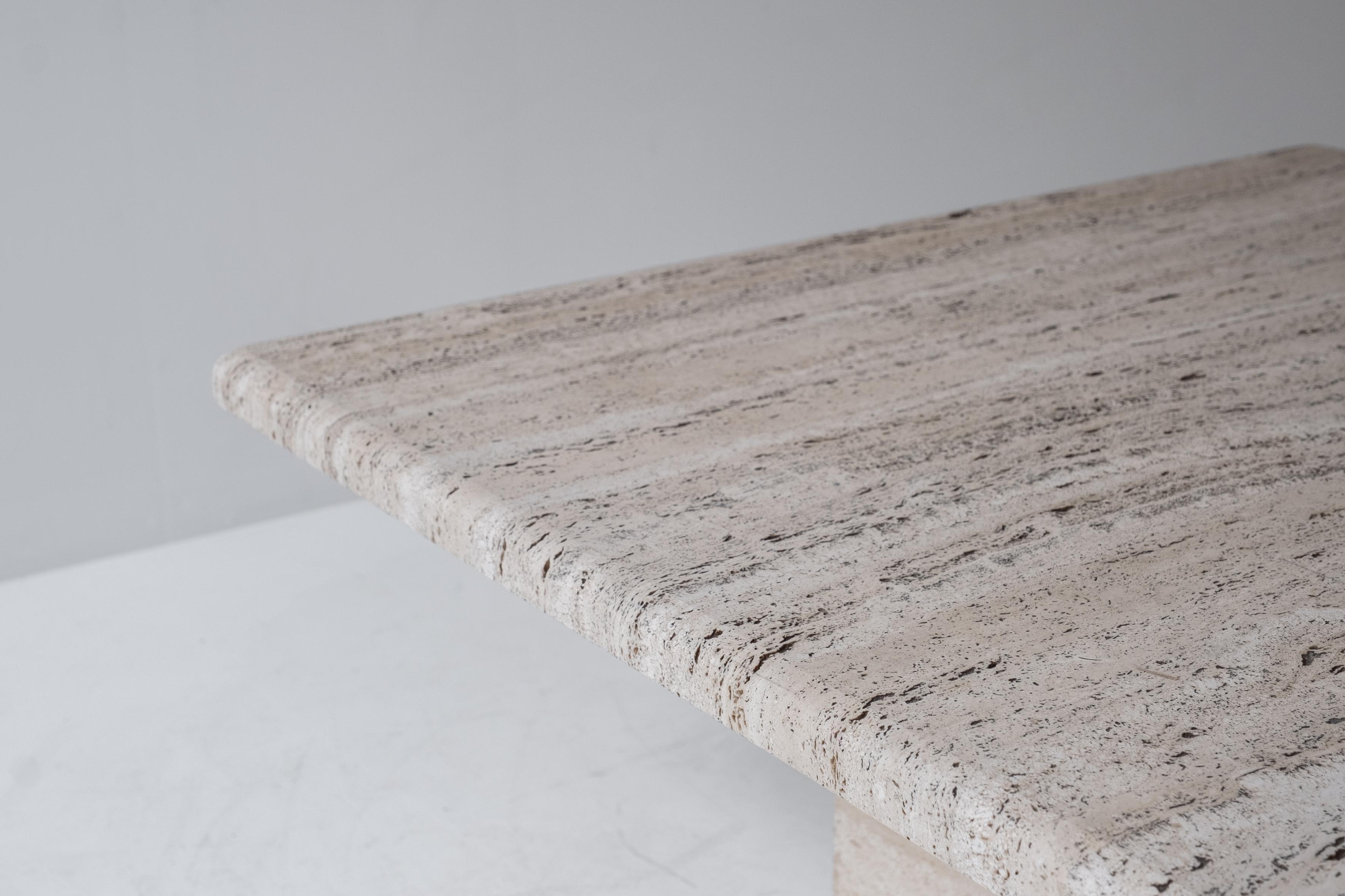 Travertine Square coffee table in travertine from the 1970’s.