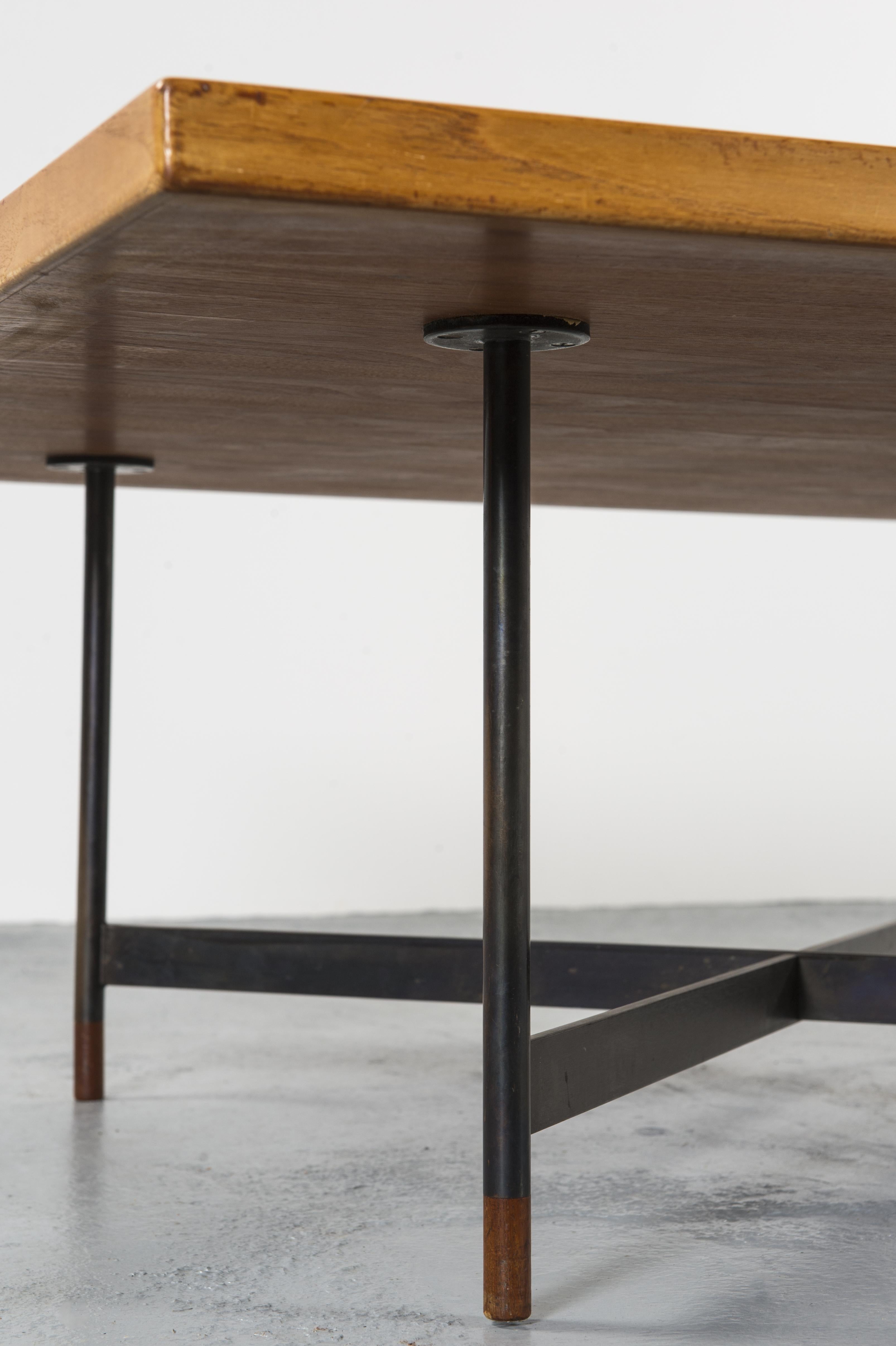 Square coffee table model FJ57 by Finn Juhl, Vodder Edition, 1957, Denmark 

Limited edition coffee table FJ 57 for Niels VODDER, 1950s. The teak wood top rests on steel X-base anodized metal frame with teak 