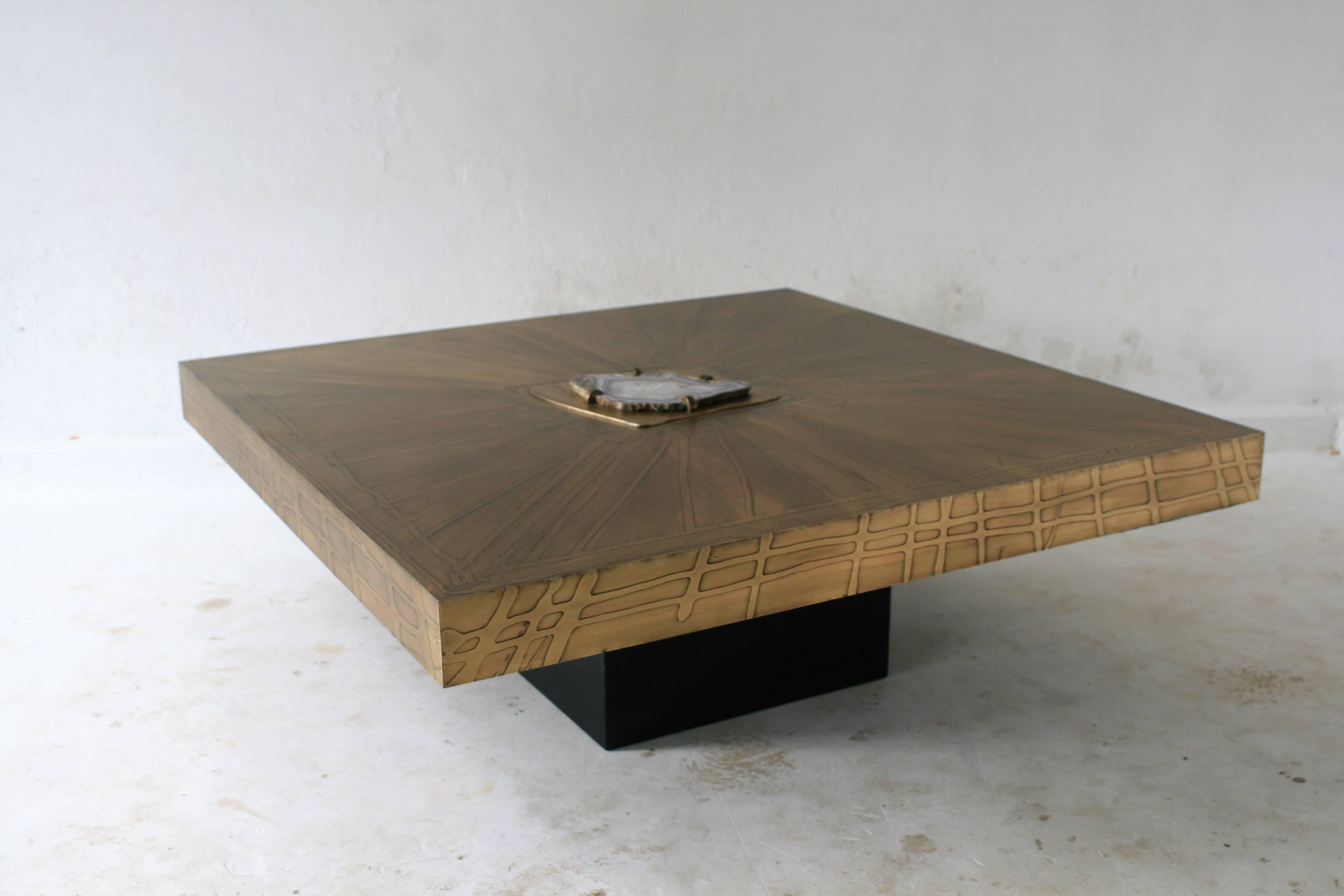 Mid-Century Modern Square Coffee Table Nr1 by Belgali Acid Etched Brass and Agate Slice