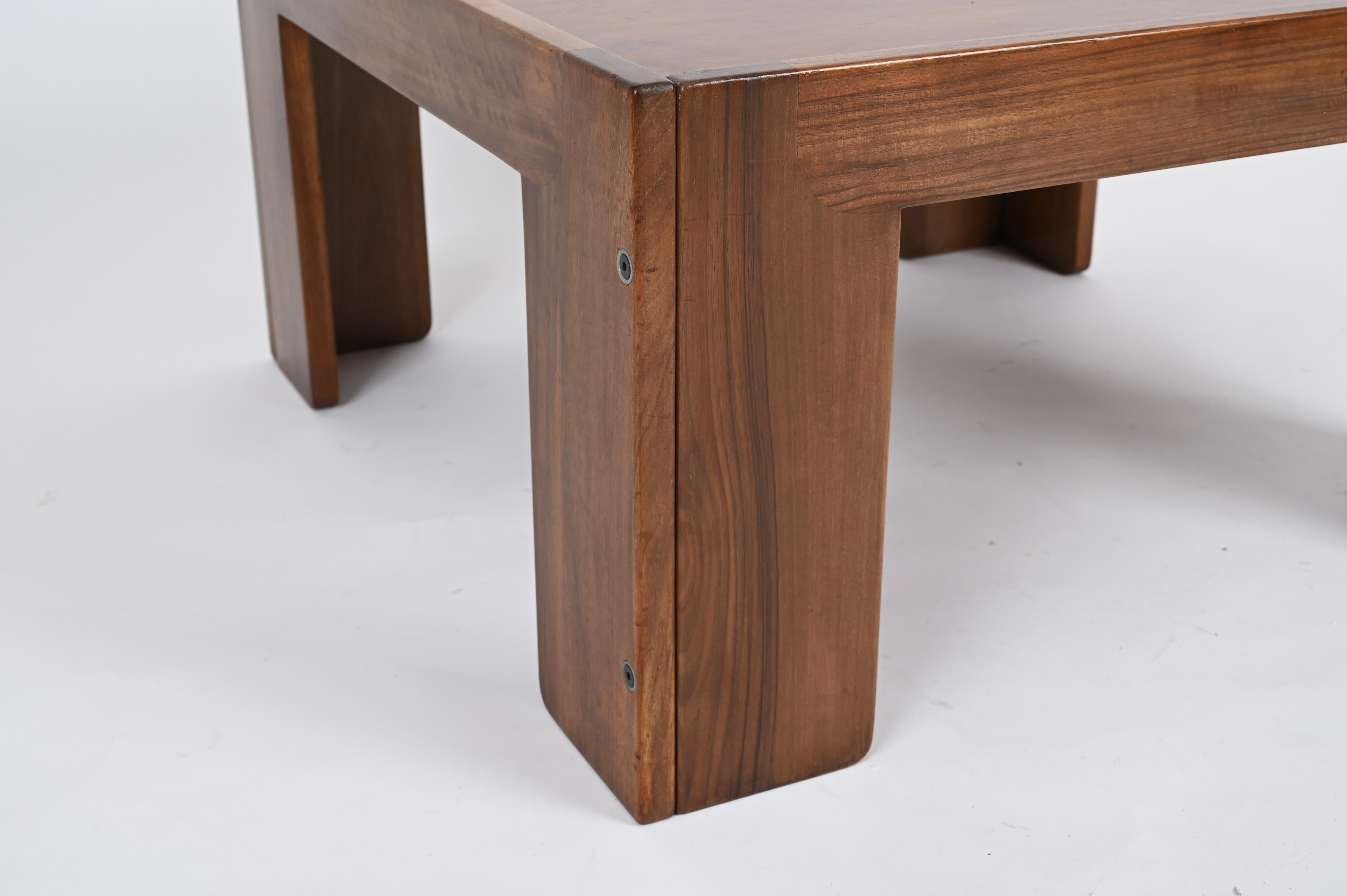 Quadratischer Couchtisch, signiert von Afra und Tobia Scarpa für Cassina, Italien 1960er Jahre im Angebot 5
