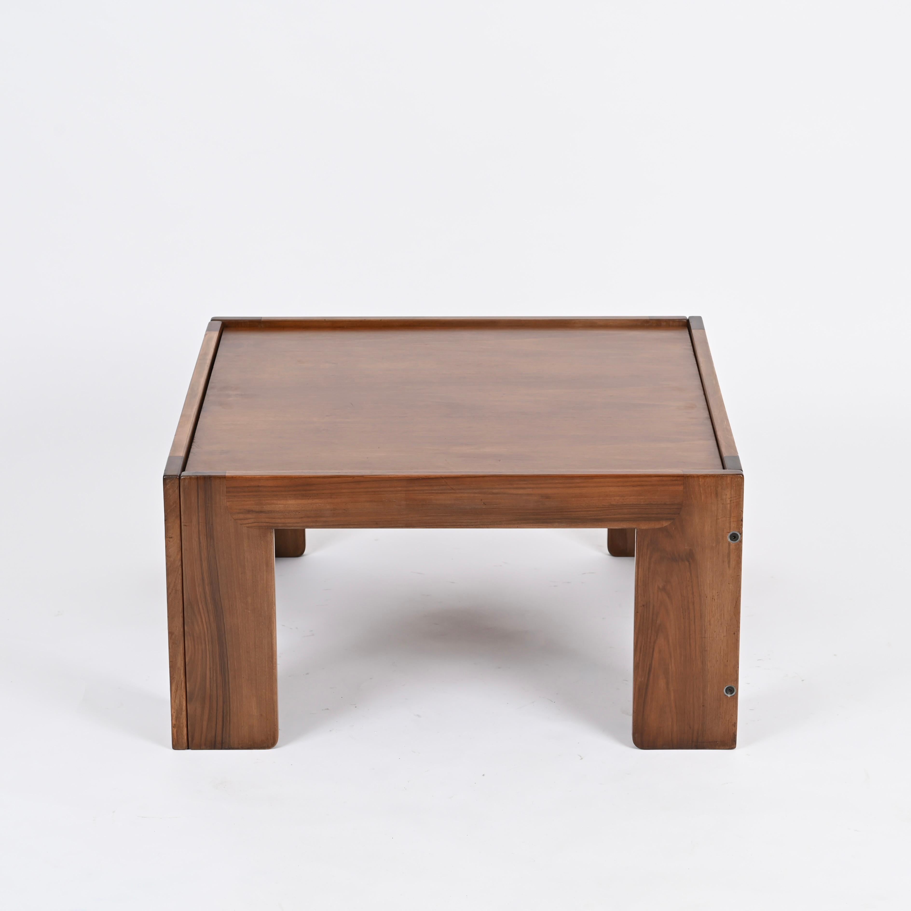 Quadratischer Couchtisch, signiert von Afra und Tobia Scarpa für Cassina, Italien 1960er Jahre im Angebot 8