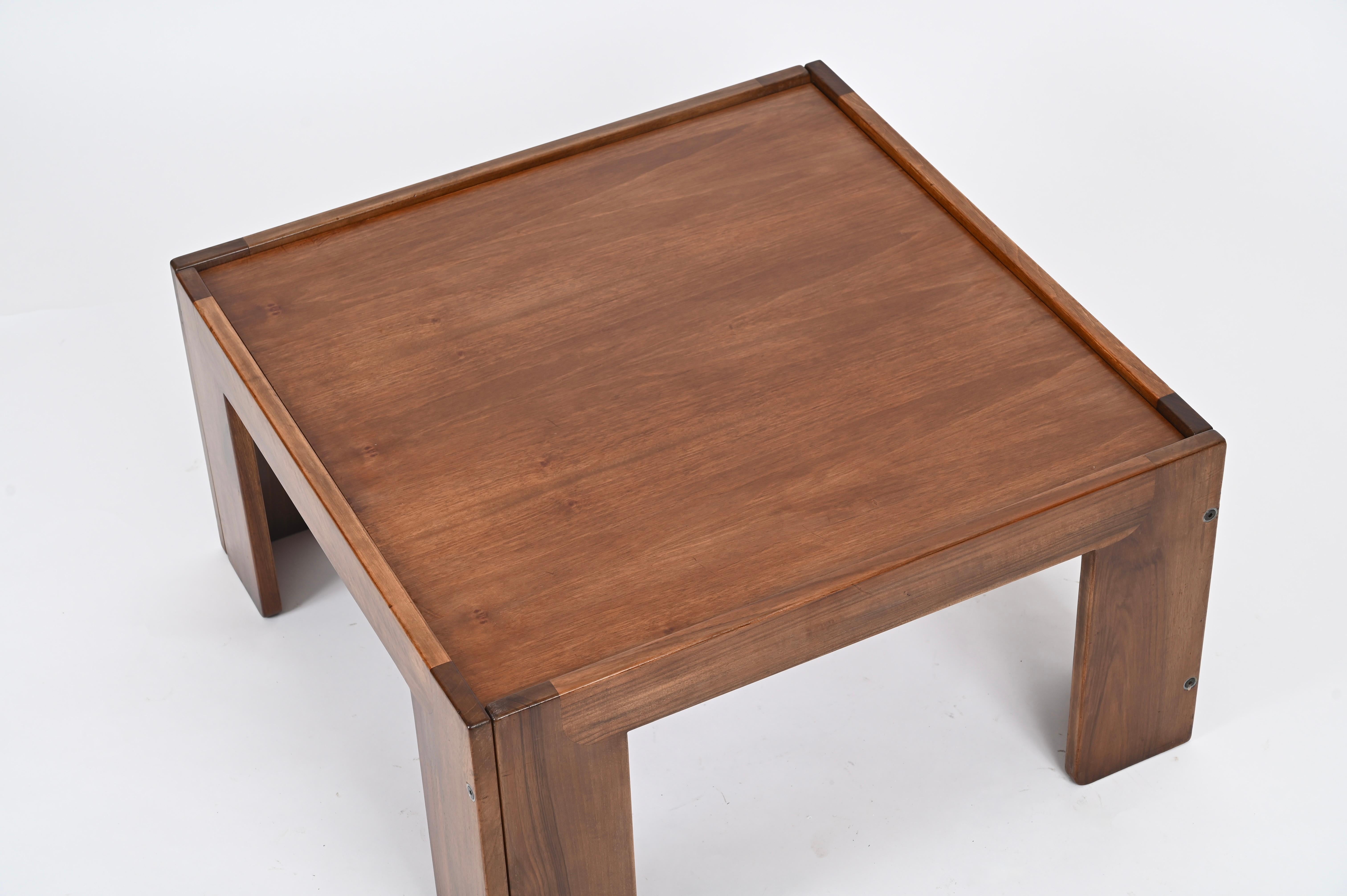 Quadratischer Couchtisch, signiert von Afra und Tobia Scarpa für Cassina, Italien 1960er Jahre im Angebot 11