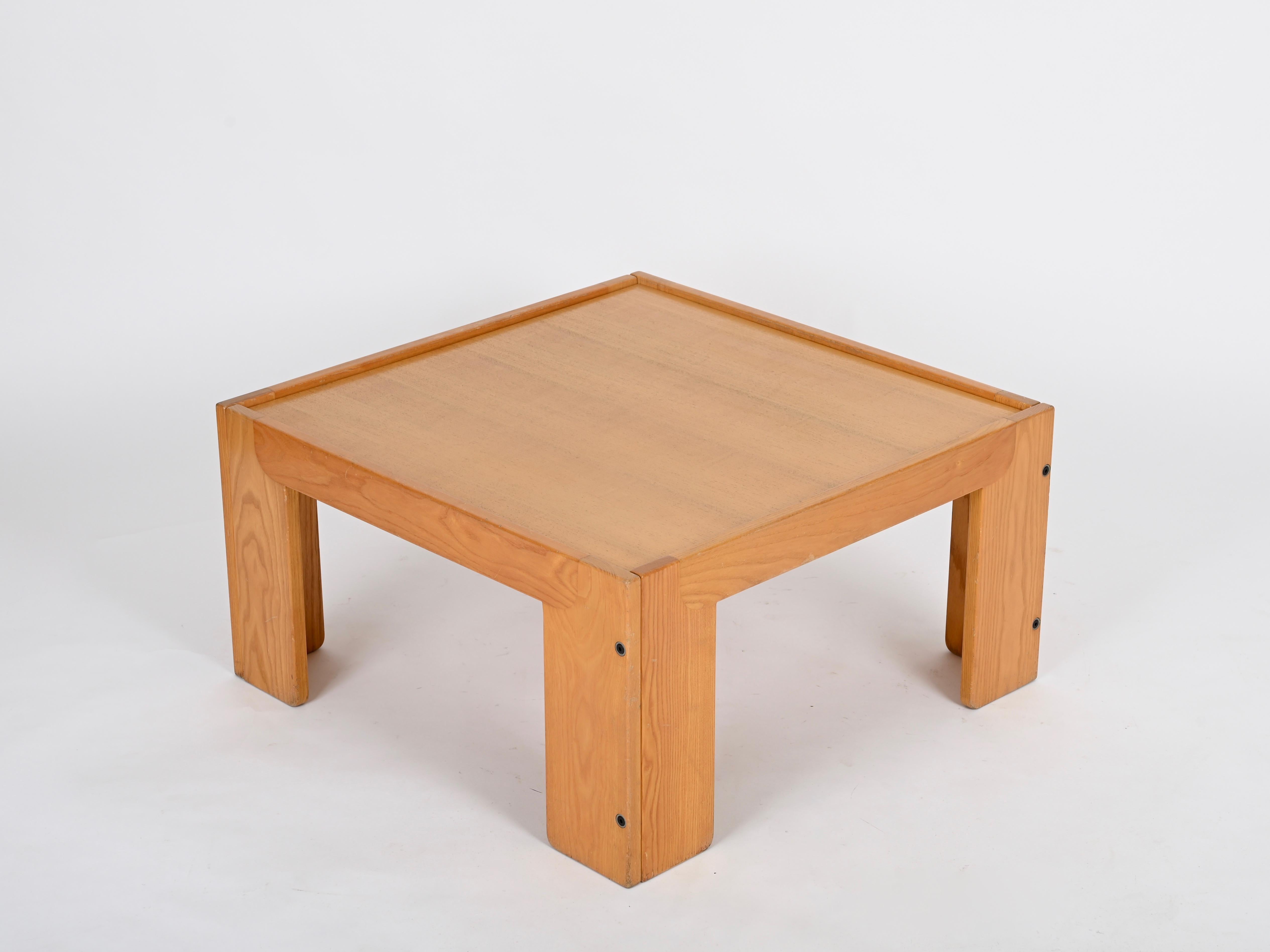 Tavolino quadrato firmato da Afra & Tobia Scarpa per Cassina, Italia anni '60 in vendita 1