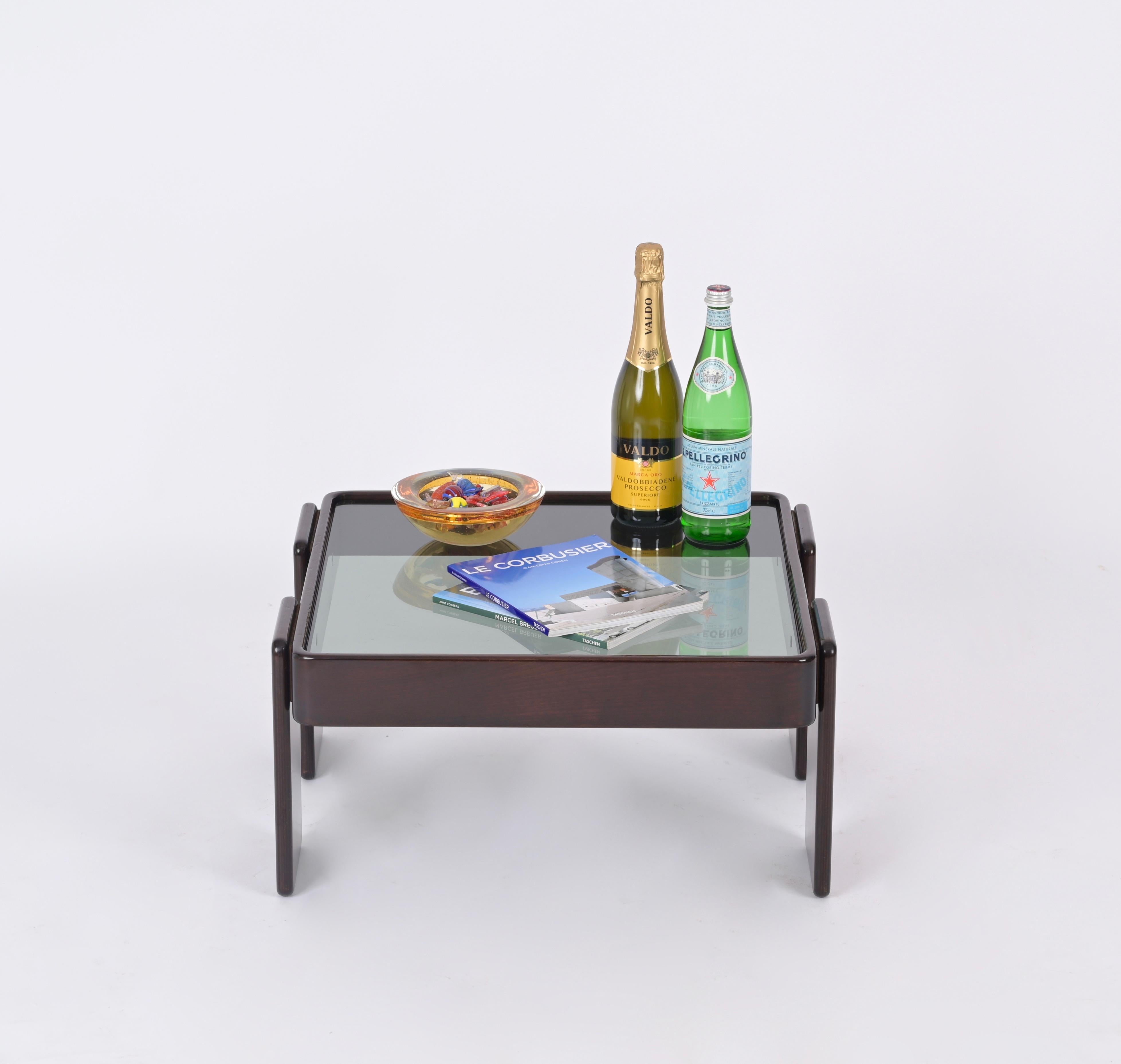 Mid-Century Modern Table basse carrée avec verre fumé de Frattini pour Cassina, Italie, 1970 en vente