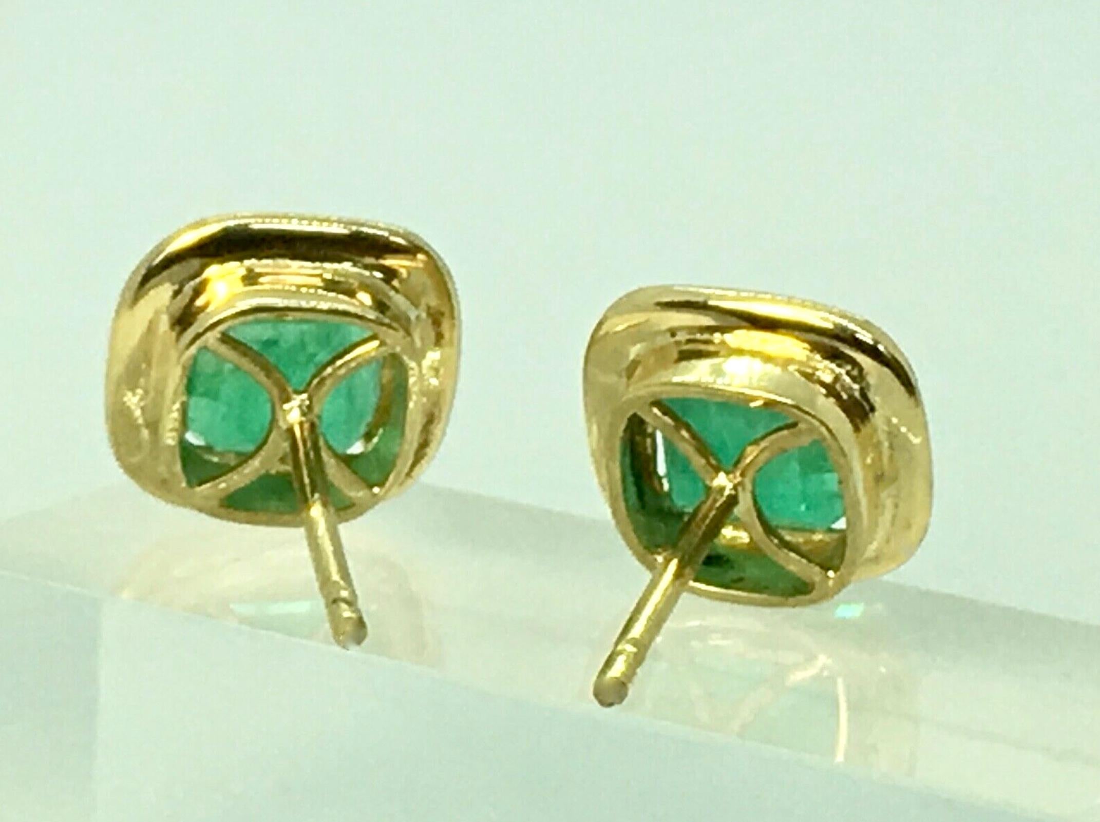 Square Colombian Emerald Earrings 18 Karat 5