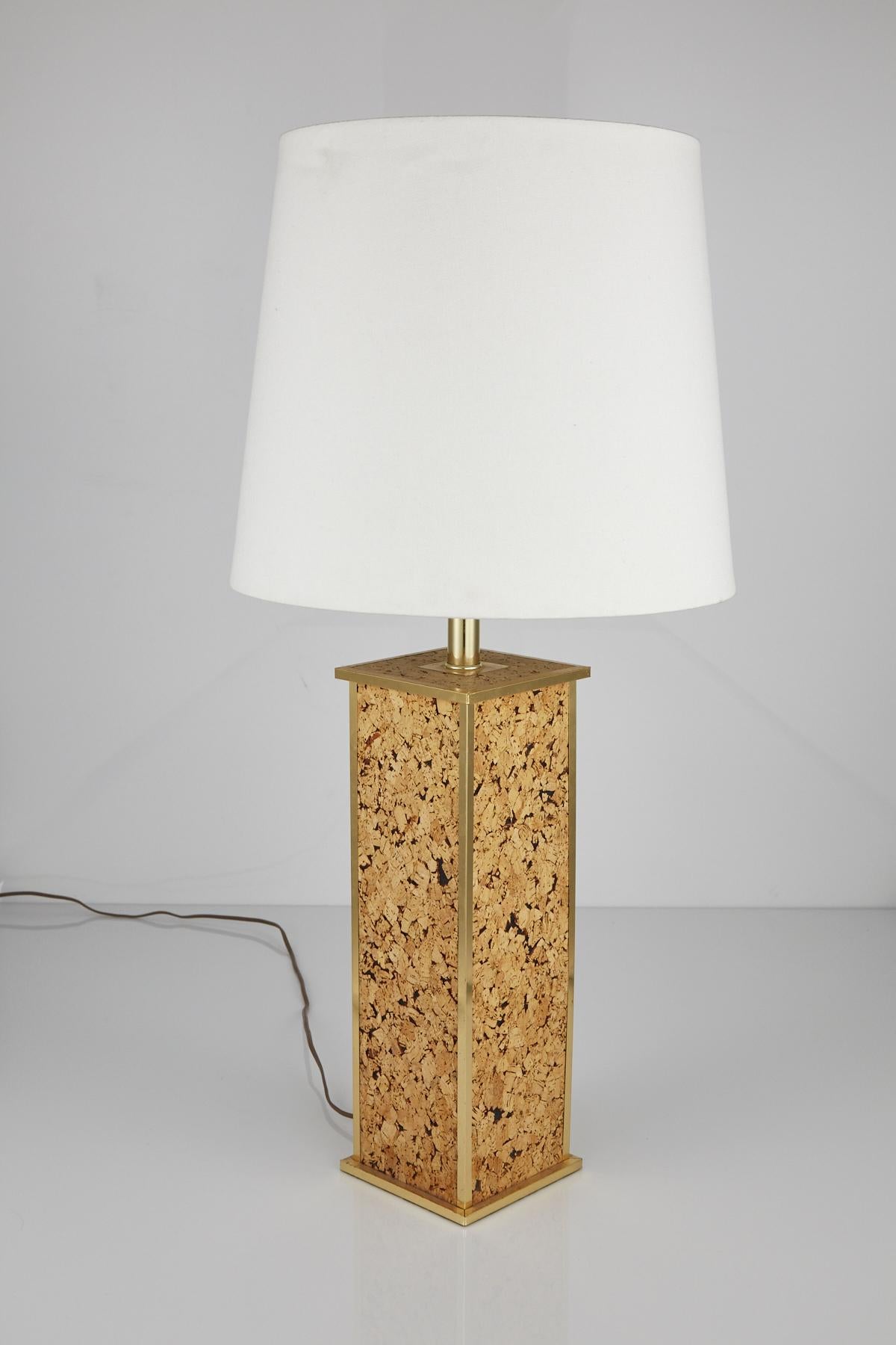 Mid-Century Modern Square Column Table Lamp in Cork and Brass, 1970s For Sale