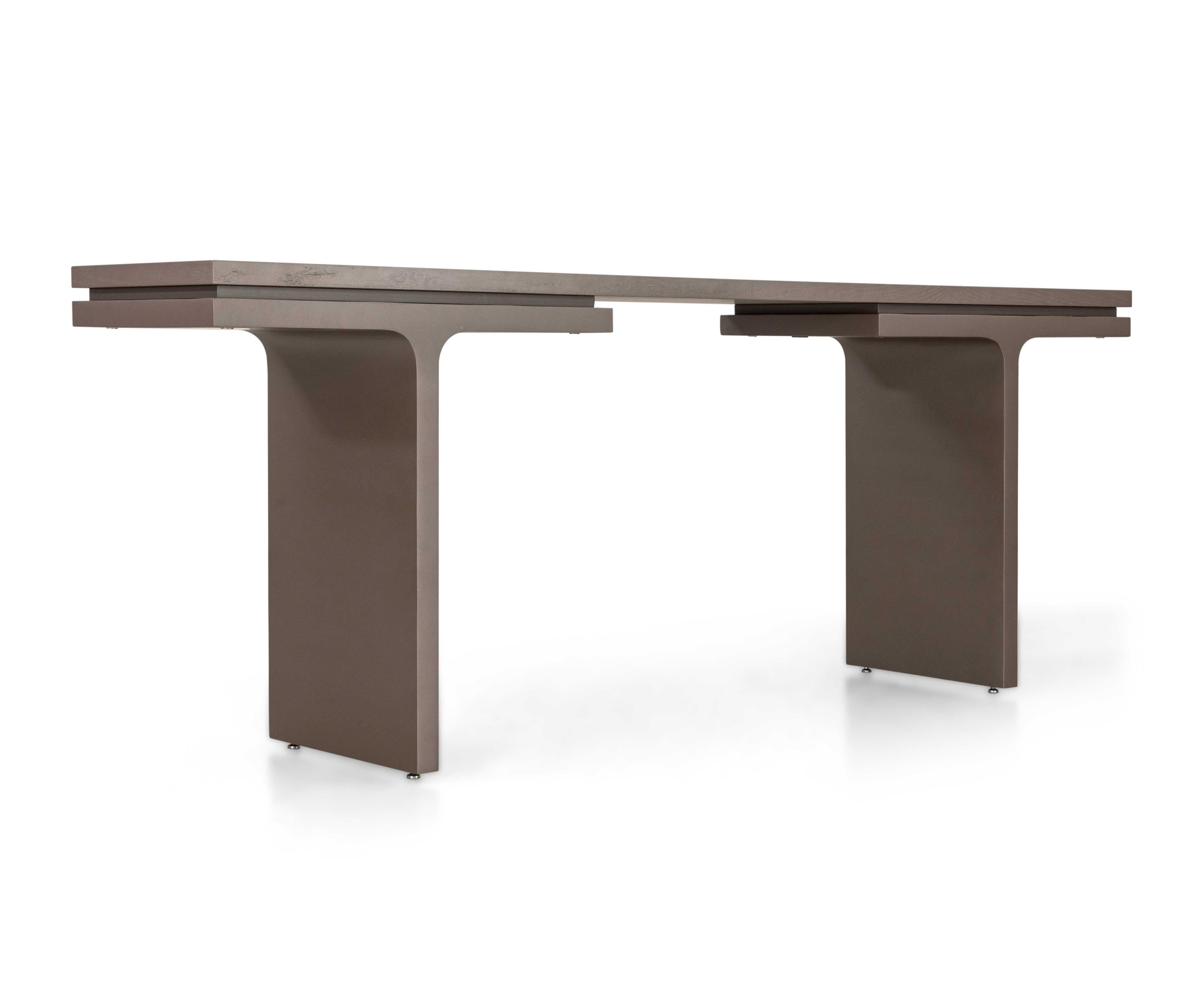 Brazilian Customizable Console Table with Chocolate Finish and Modern Design, Square Line For Sale