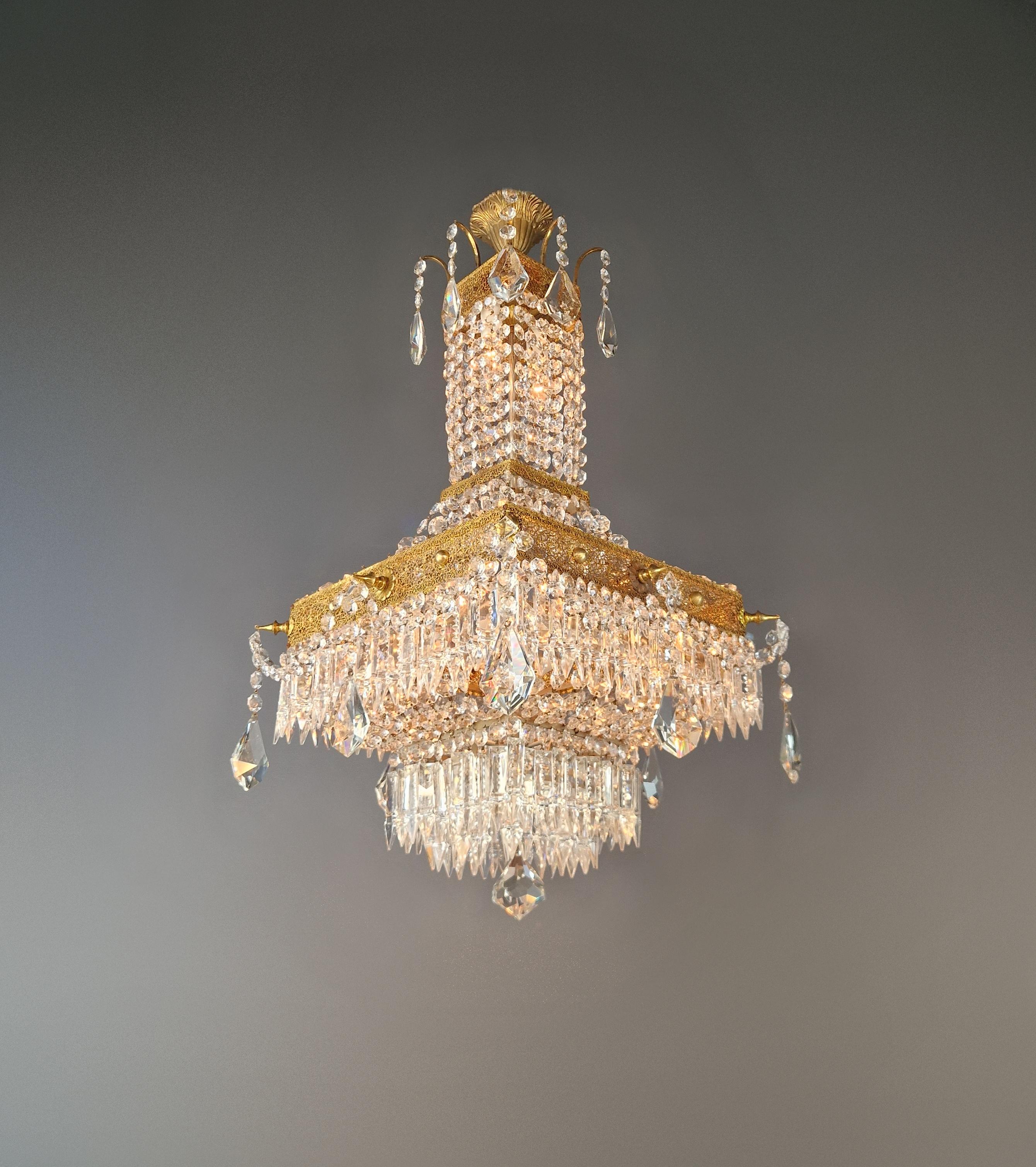 Quadratischer Kristall-Kronleuchter aus Messing, antik, Gold, Empire, Louis XVI, Louis XVI, selten (Handgeknüpft) im Angebot
