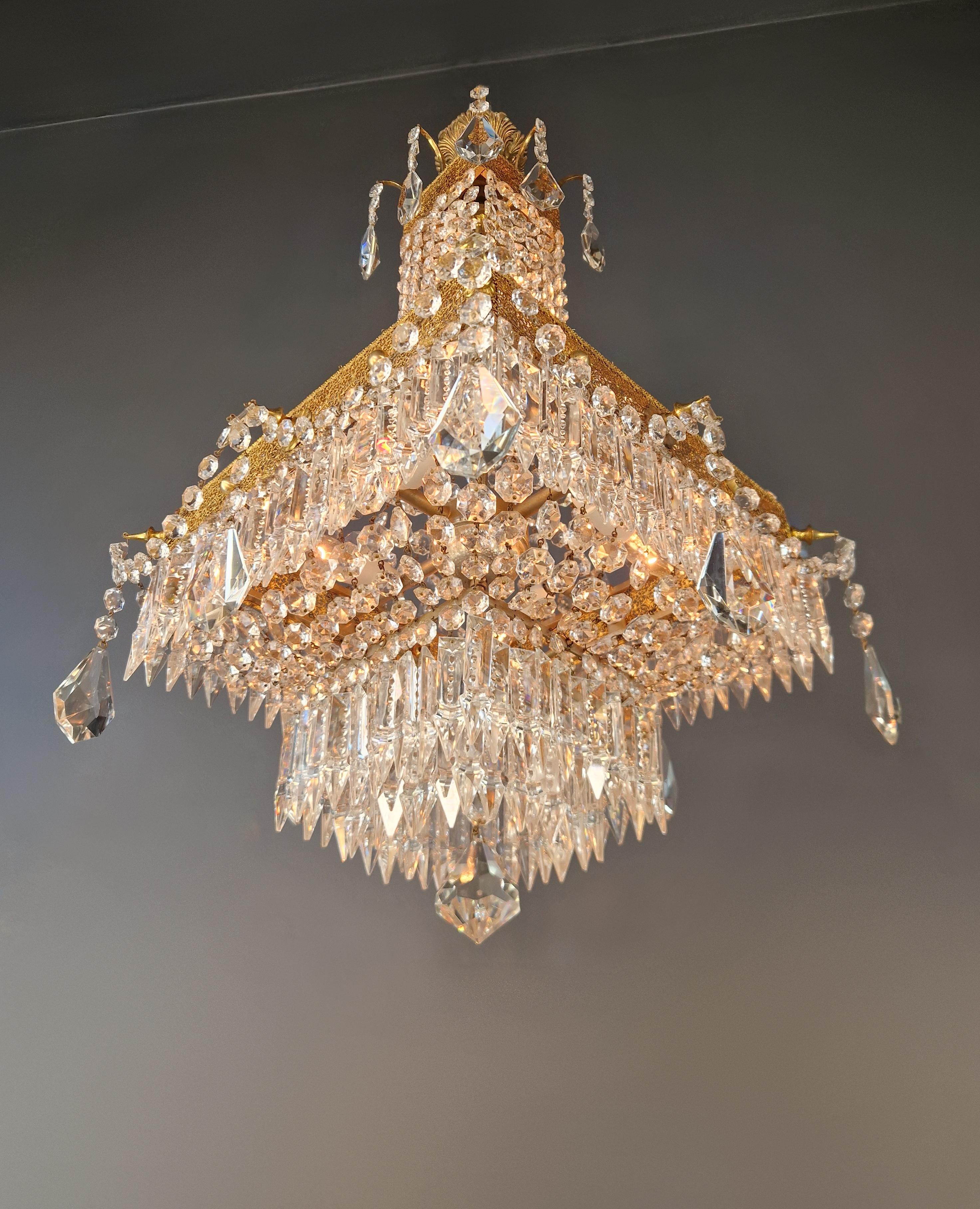 Quadratischer Kristall-Kronleuchter aus Messing, antik, Gold, Empire, Louis XVI, Louis XVI, selten im Zustand „Gut“ im Angebot in Berlin, DE
