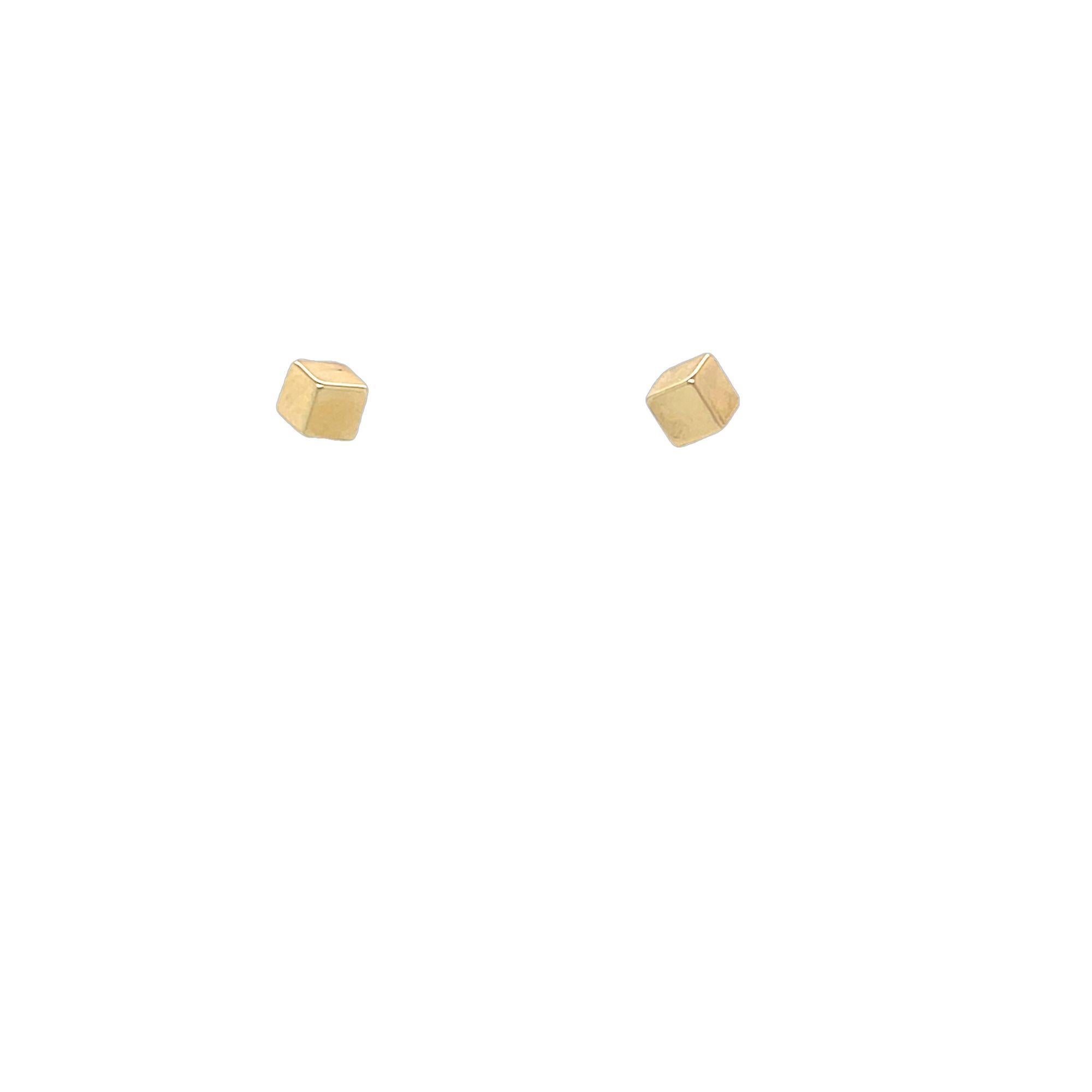 Square Cube Stud Earrings 14k Yellow Gold In Excellent Condition For Sale In beverly hills, CA