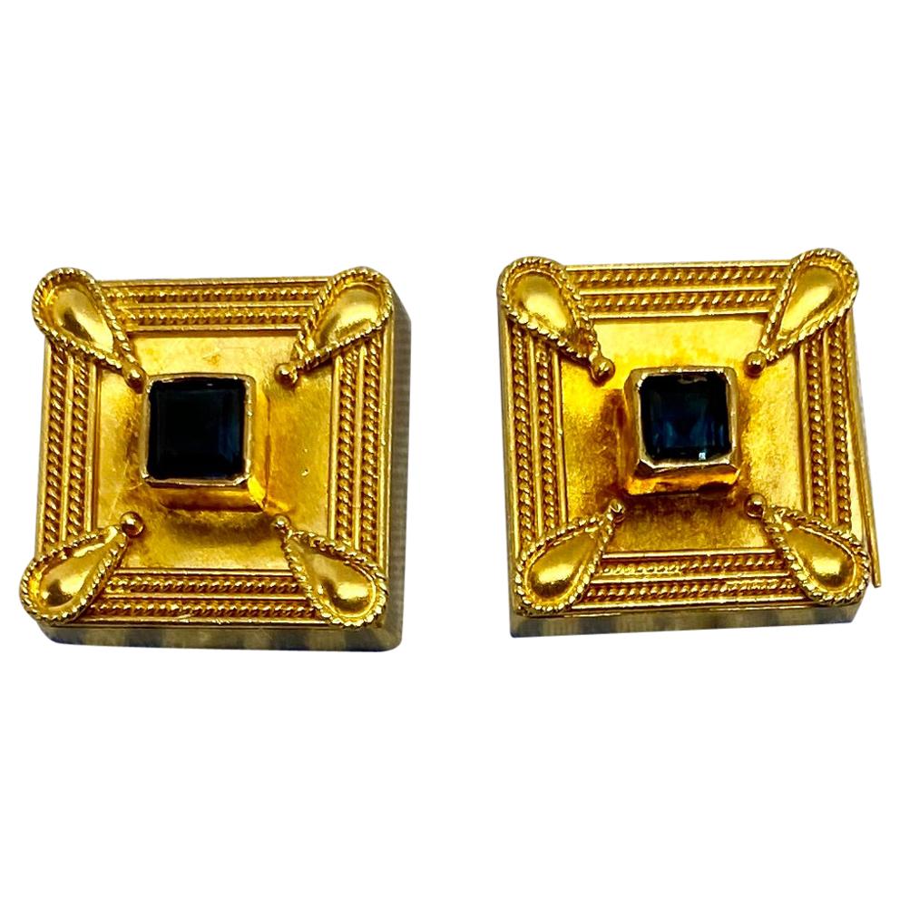 Square Cufflinks in 22 Karat Yellow Gold with Blue Sapphires