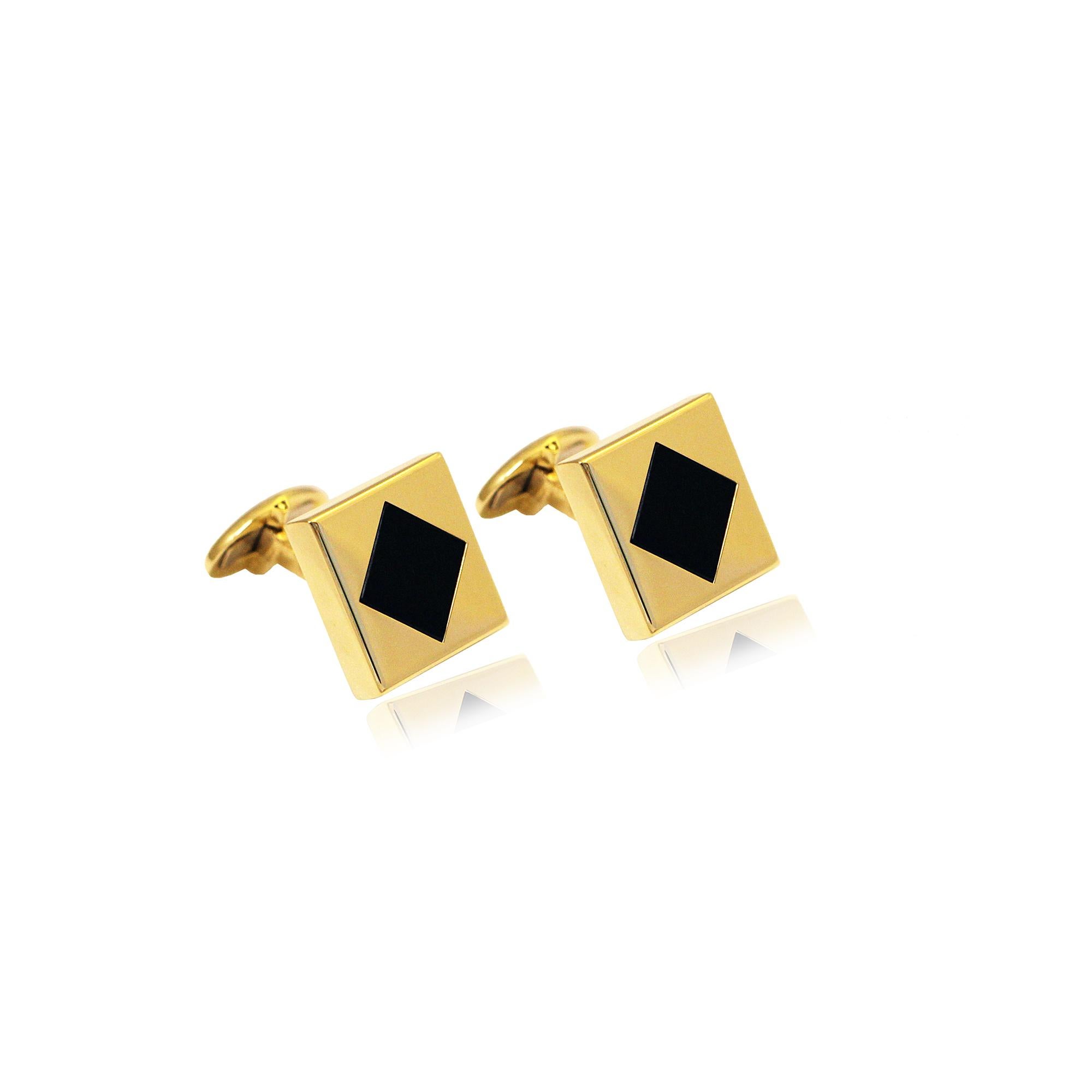 Single Cut Square Cufflinks with Rhombus Black Onyx Centre in 14Kt Yellow Gold For Sale