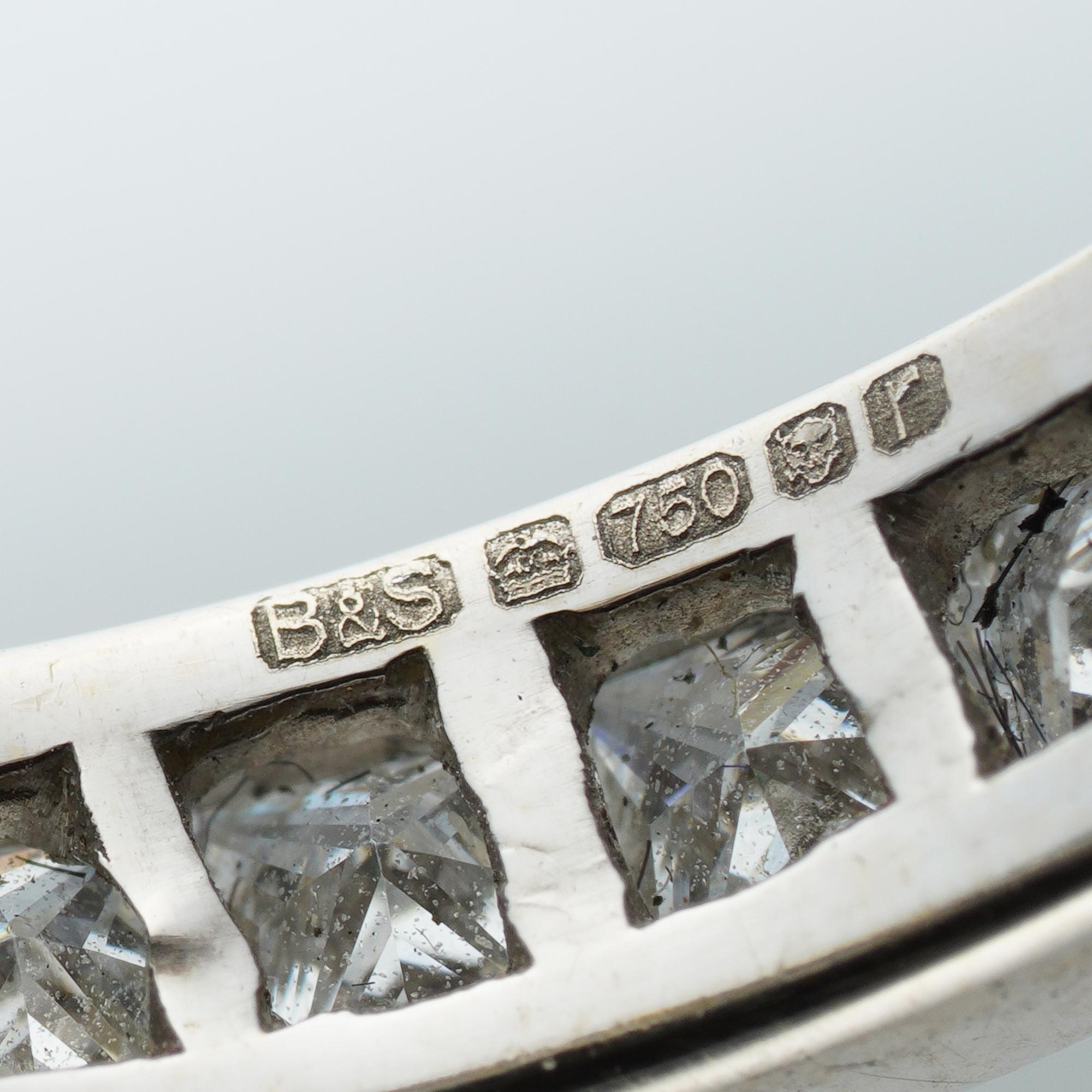 eternity ring square diamonds