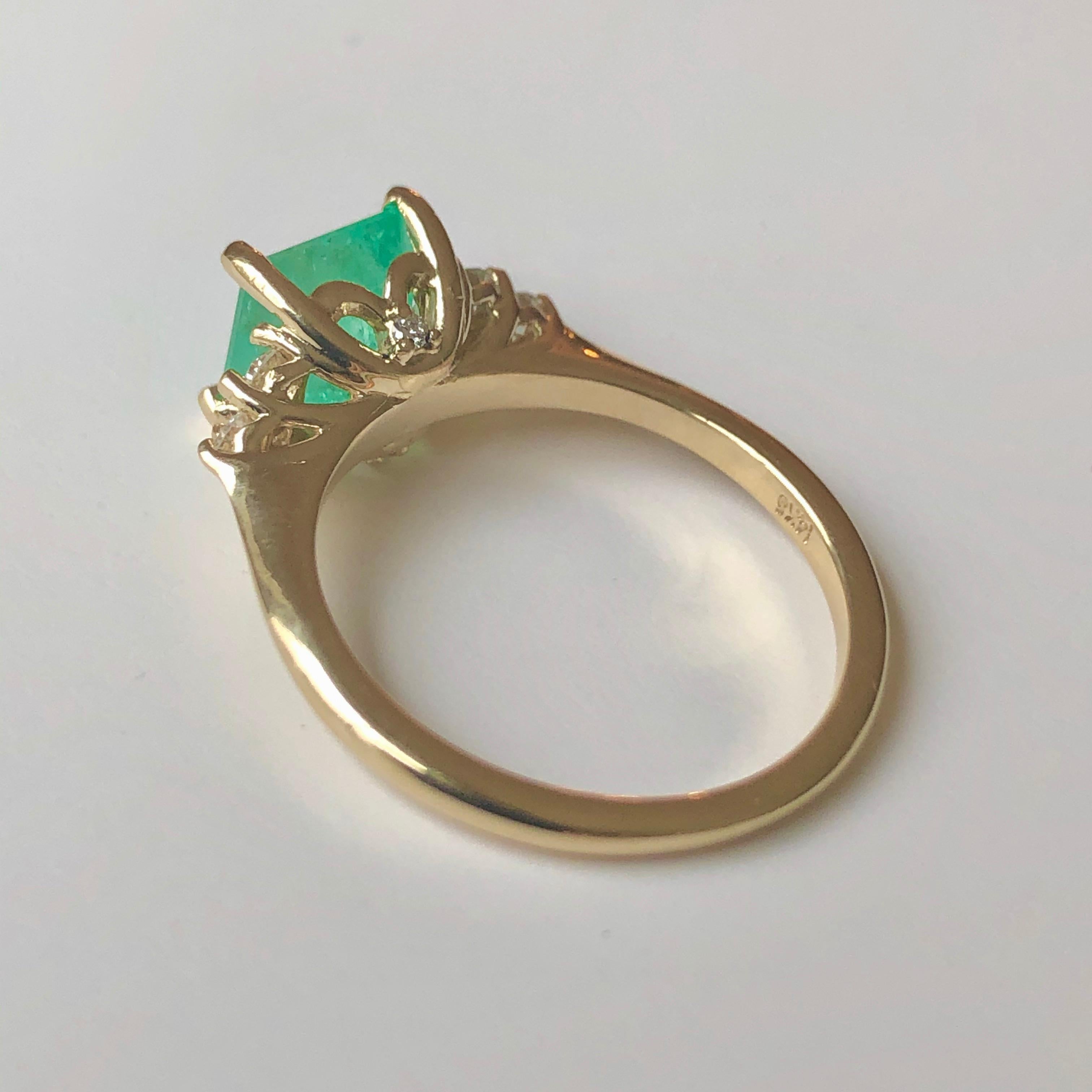 Square Cut Emerald and Diamond Ring Gold 1