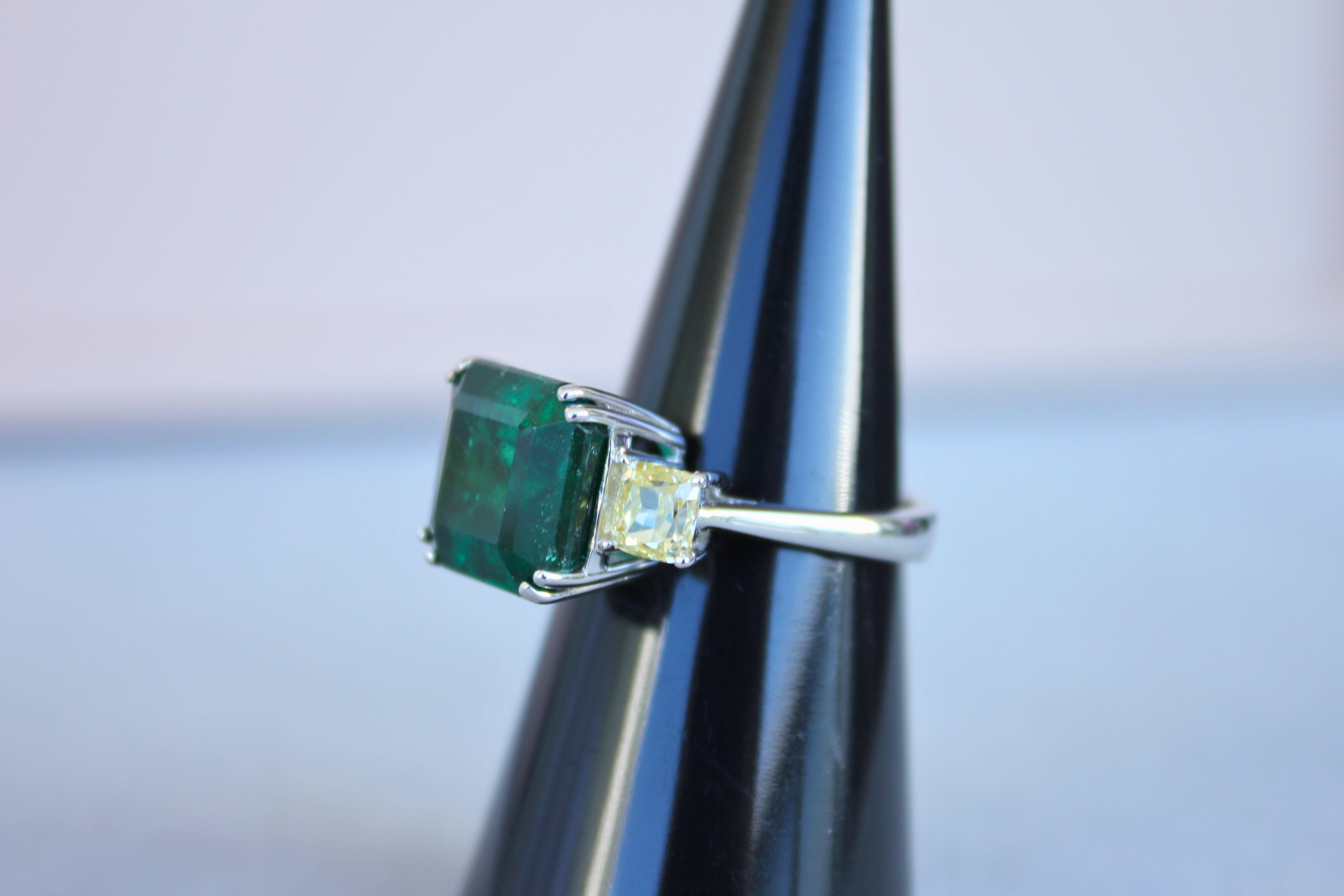 Square Cut Emerald Yellow Cushion Shape Diamonds Two Stone 18K White Gold Ring For Sale 5