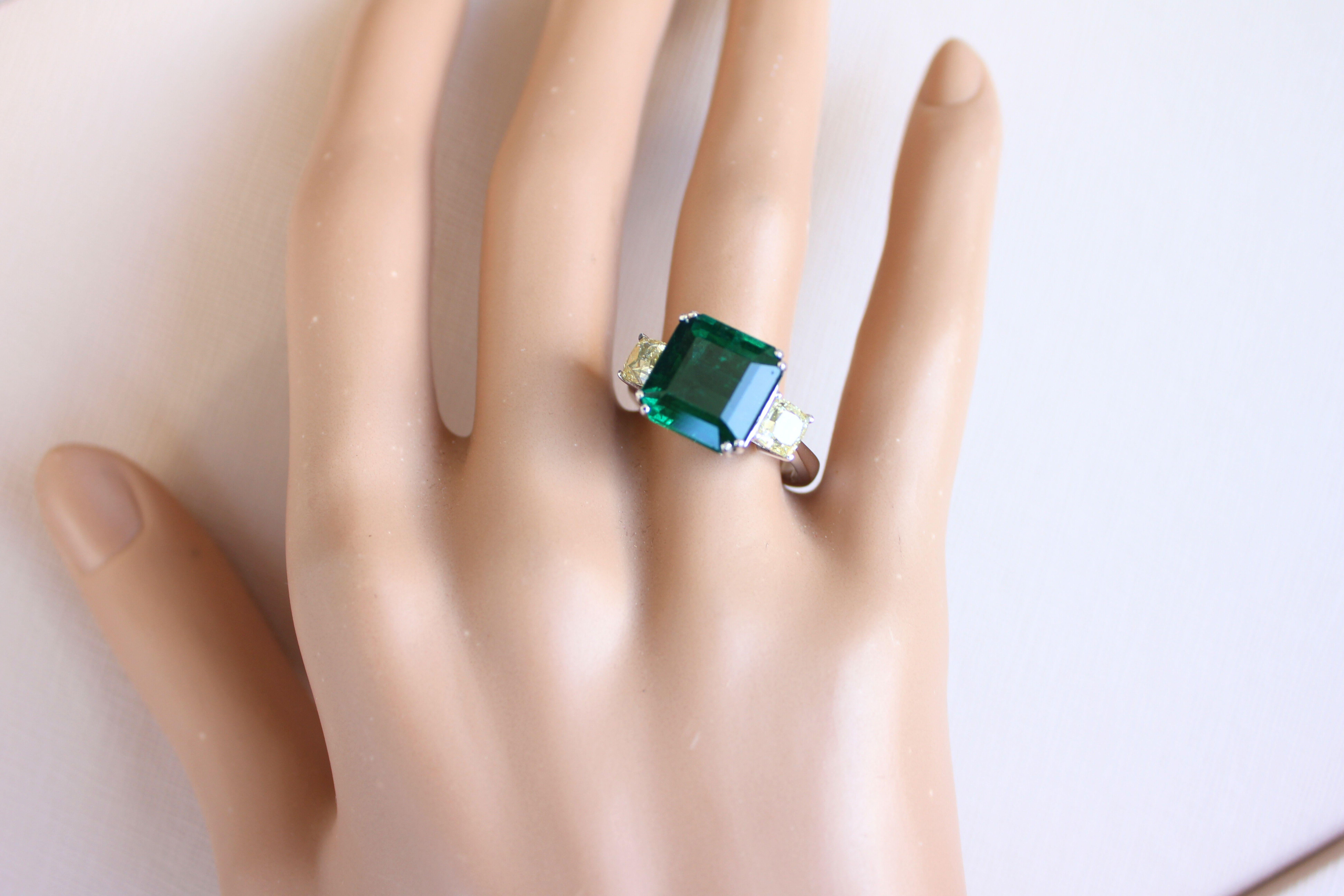 Square Cut Emerald Yellow Cushion Shape Diamonds Two Stone 18K White Gold Ring For Sale 9