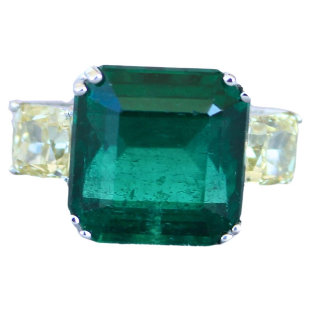 Square Cut Emerald Yellow Cushion Shape Diamonds Two Stone 18K White Gold Ring For Sale