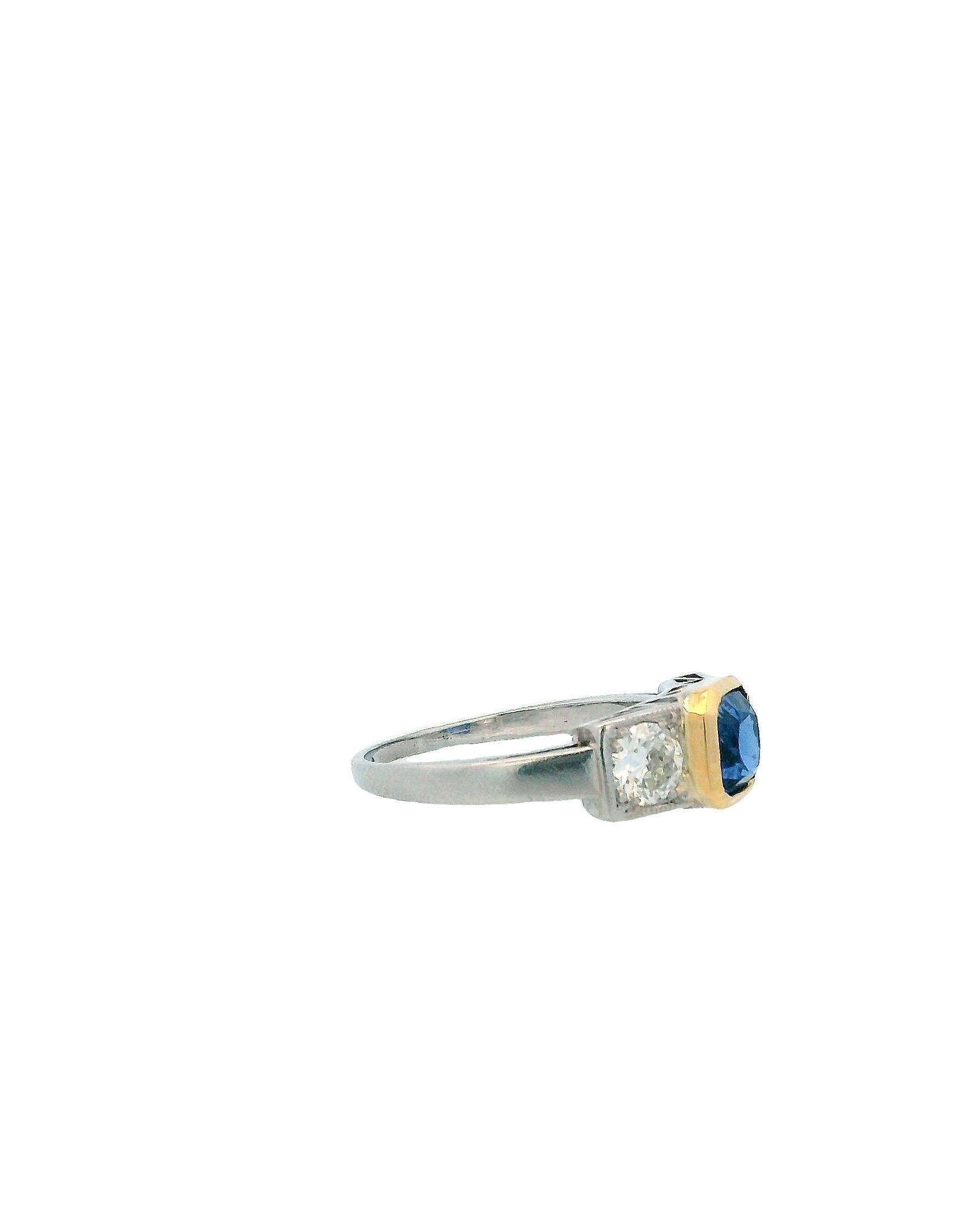 Square Cut Square-cut Sapphire & Diamonds Two-Tone Ring For Sale