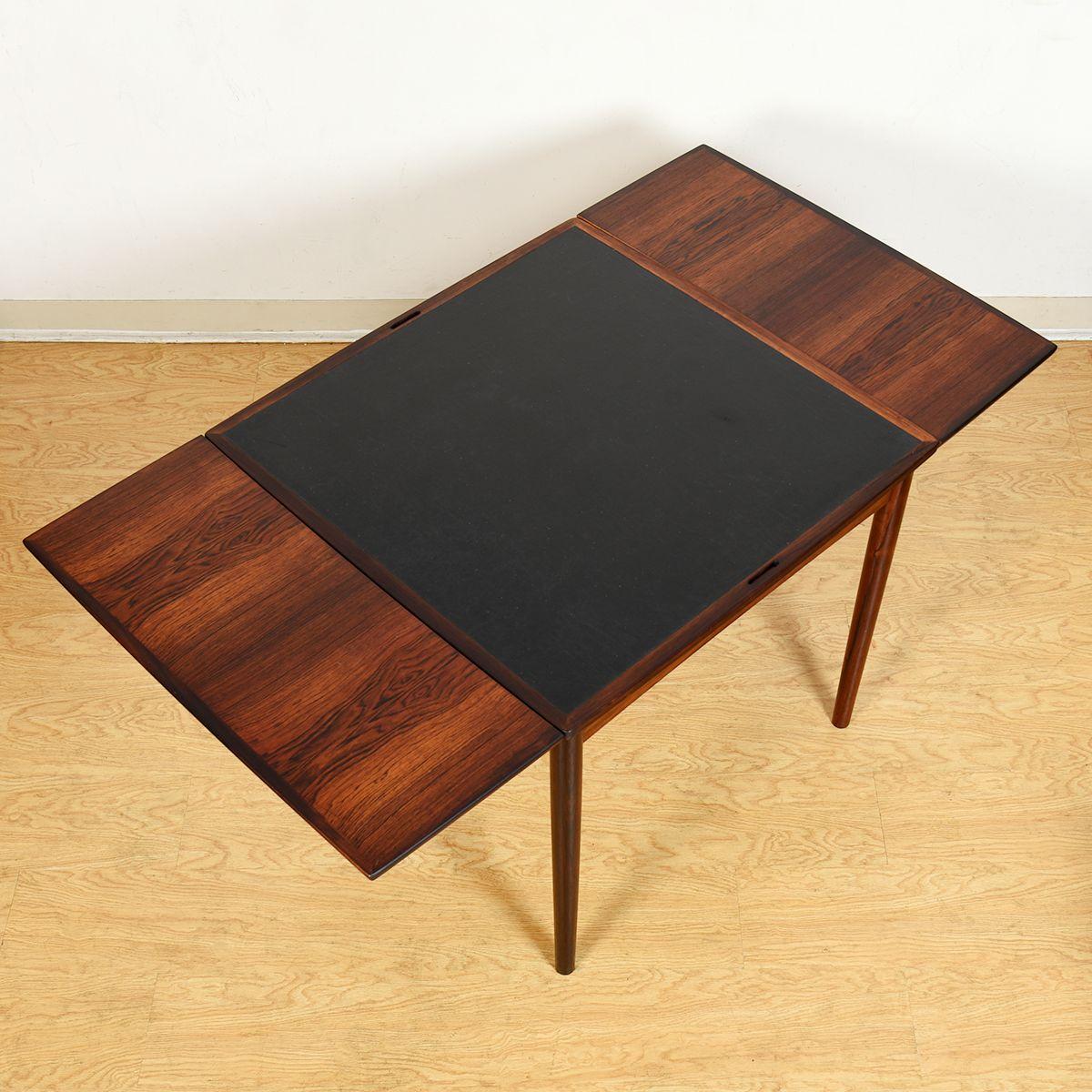 Danois Table de jeu carrée à rallonge compacte en bois de rose danois pour salle à manger / table à abattant