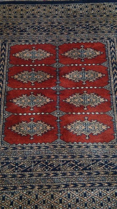 Quadratischer Deko-Teppich in Rot und Blau - 105x98 cm
