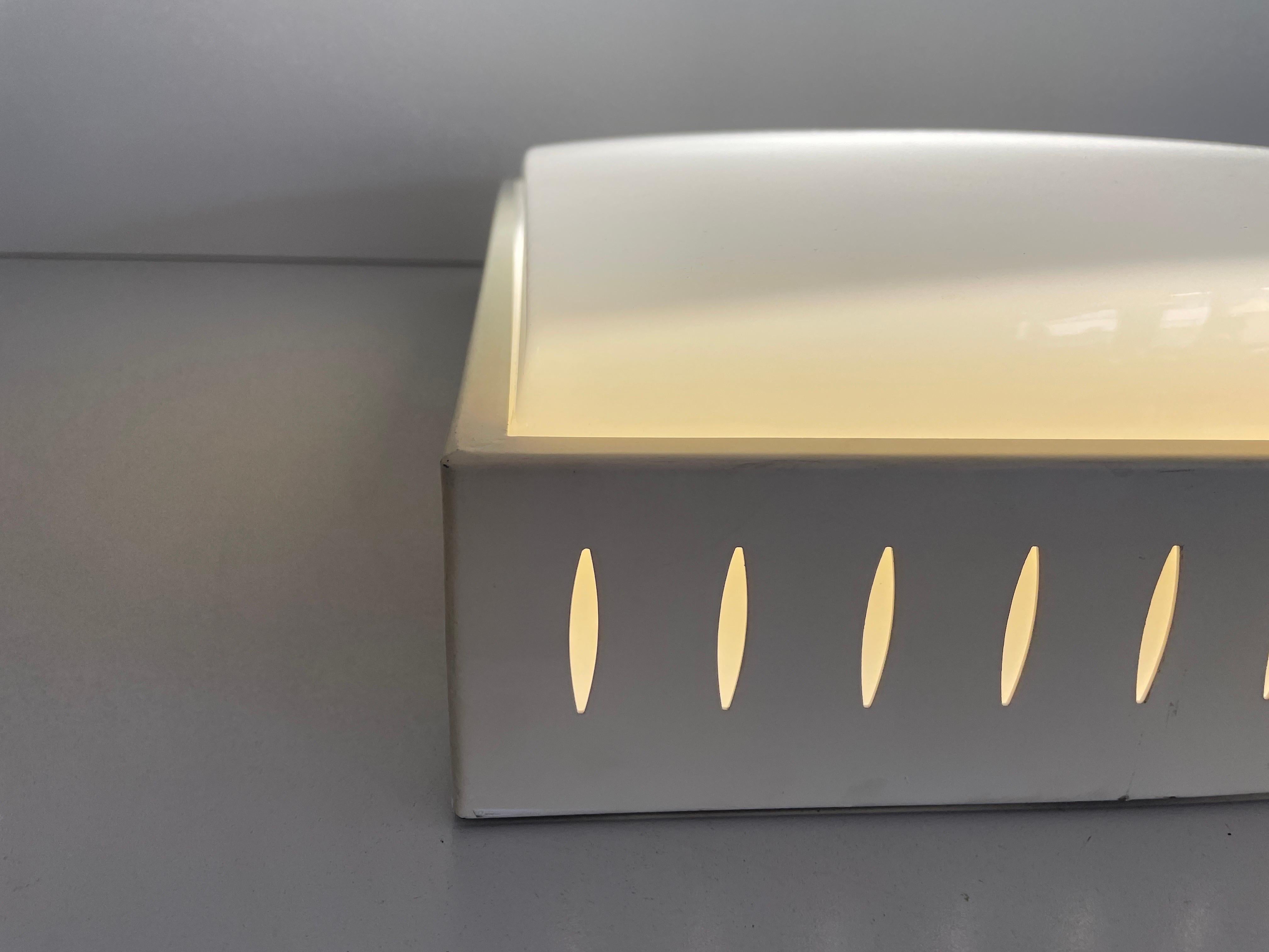 Square Design Plexiglass and White Metal Flush Mount, 1960s, Italy For Sale 9