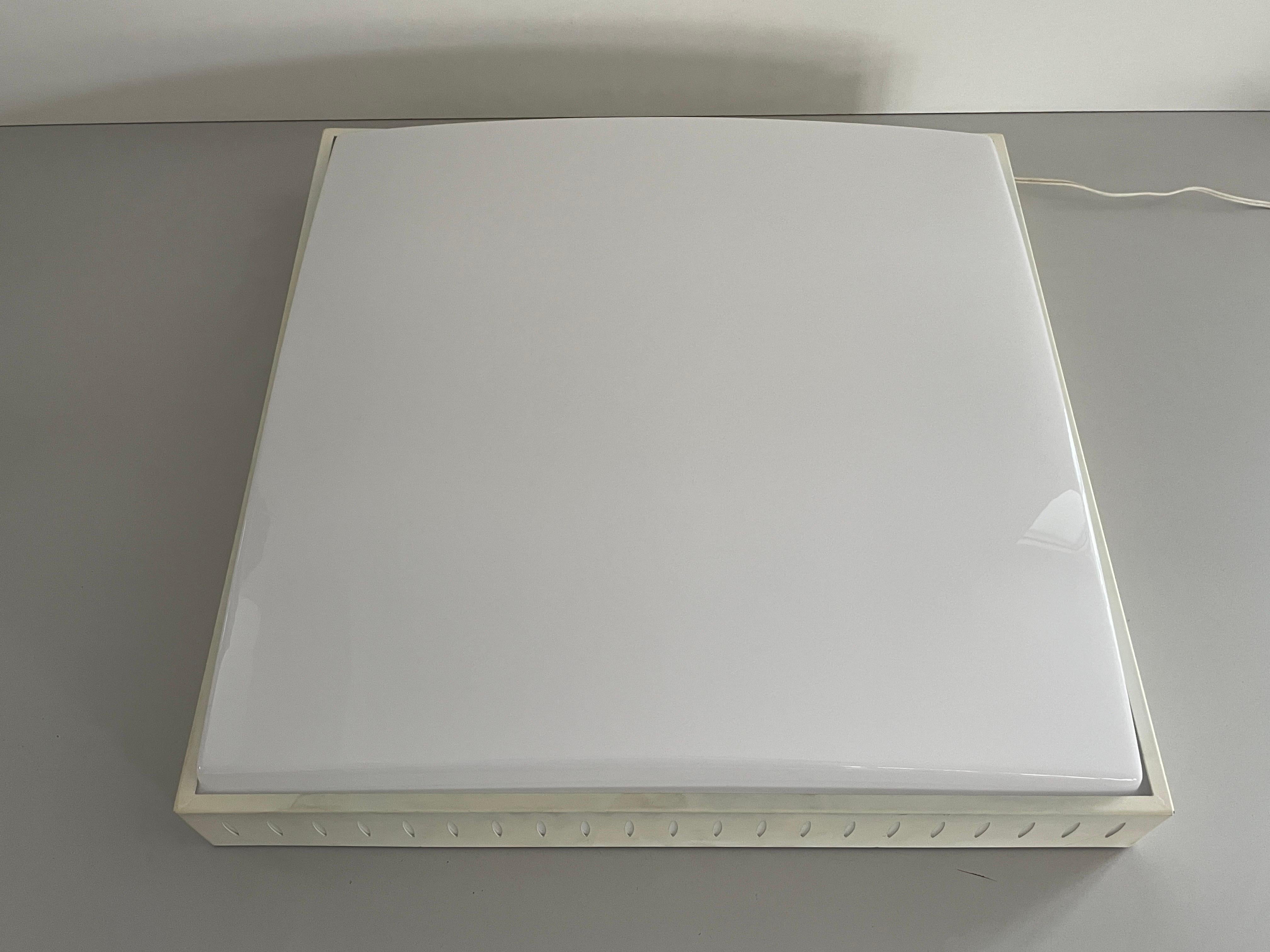 Square Design Plexiglass and White Metal Flush Mount, 1960s, Italy In Excellent Condition For Sale In Hagenbach, DE