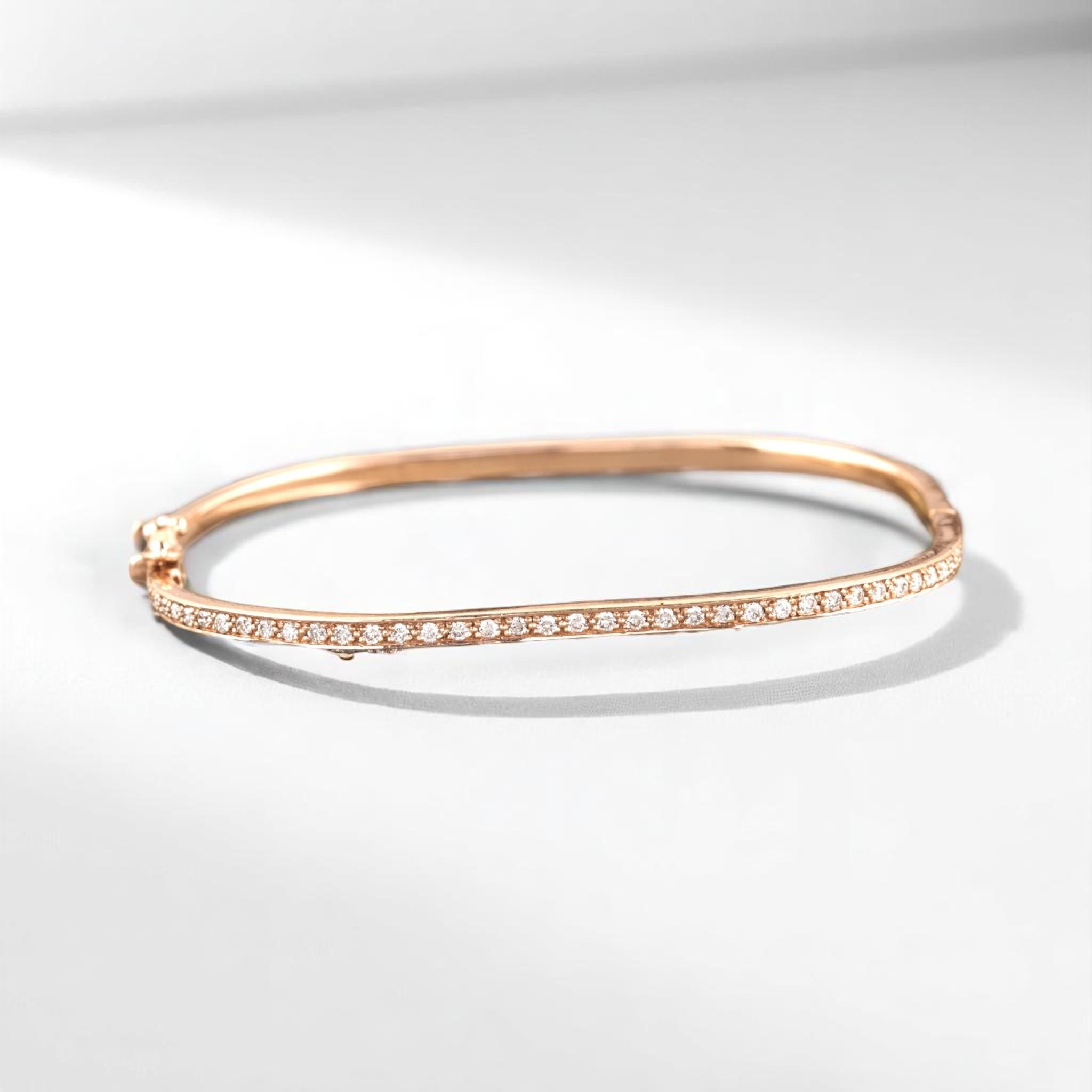 Round Cut Square Diamond Bangle Bracelet in 14K Solid Gold (Certified) For Sale
