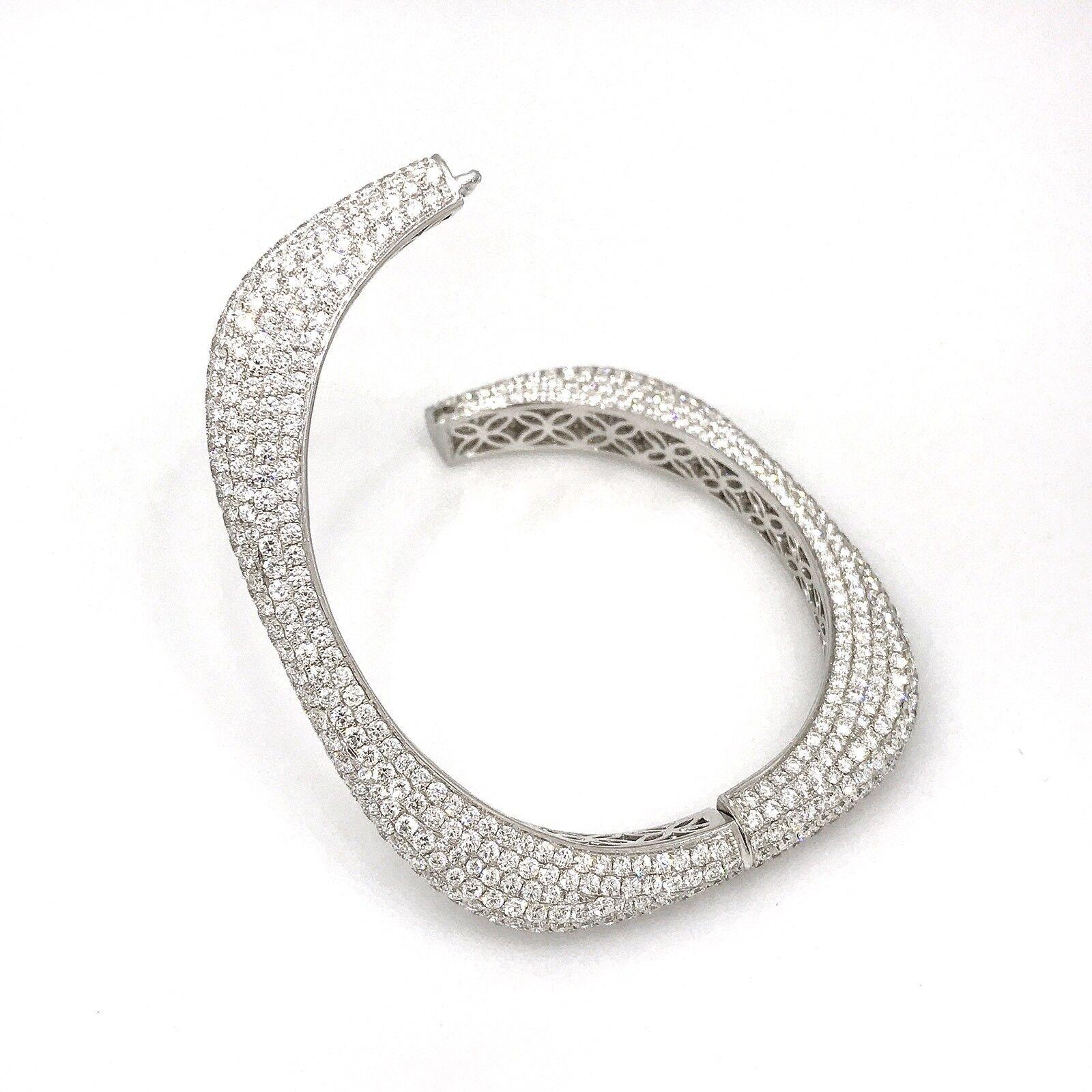 Women's Square Diamond Pave Bangle Bracelet 22.59 Carats 18k White Gold For Sale