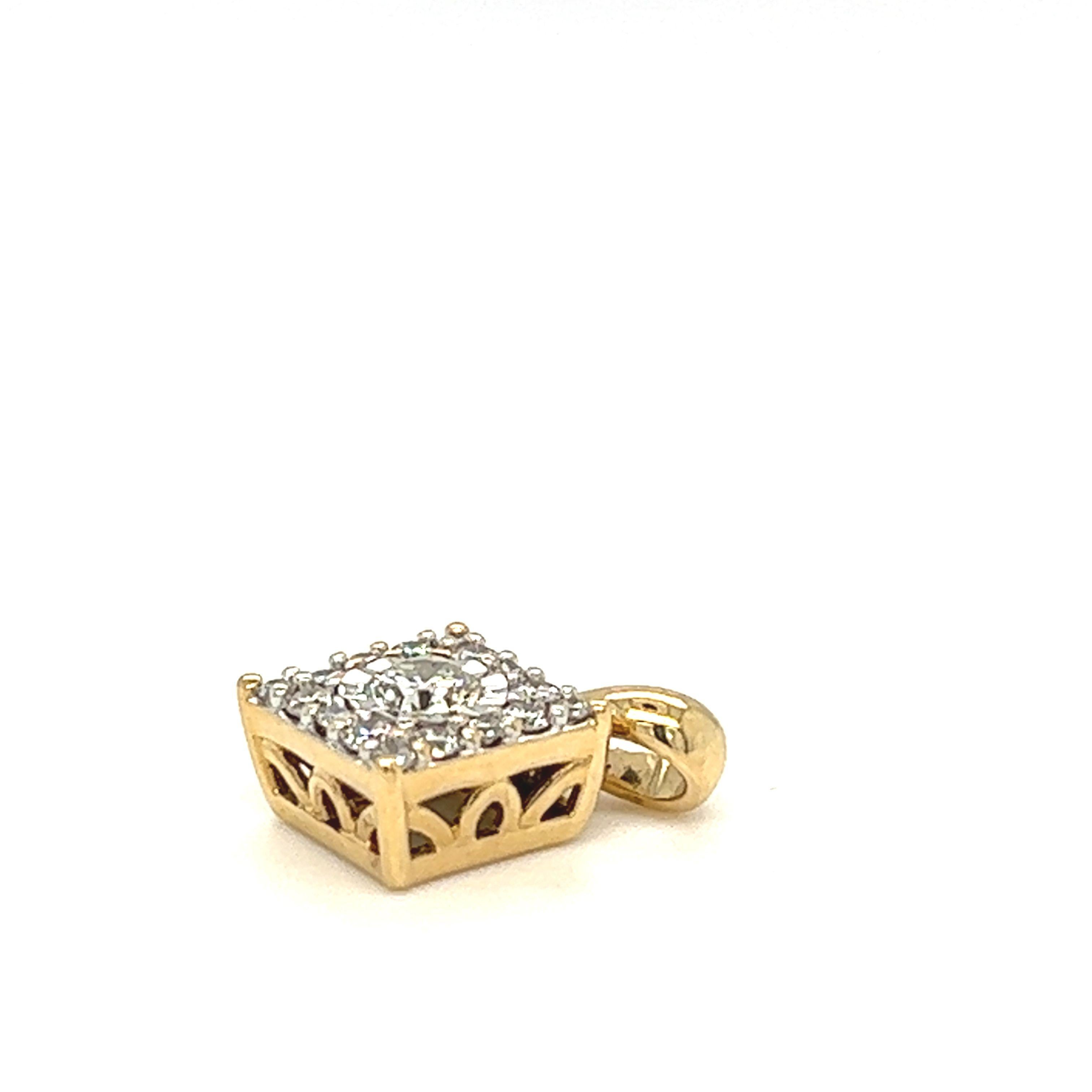 Pendentif diamant carré en or jaune 14K Unisexe en vente