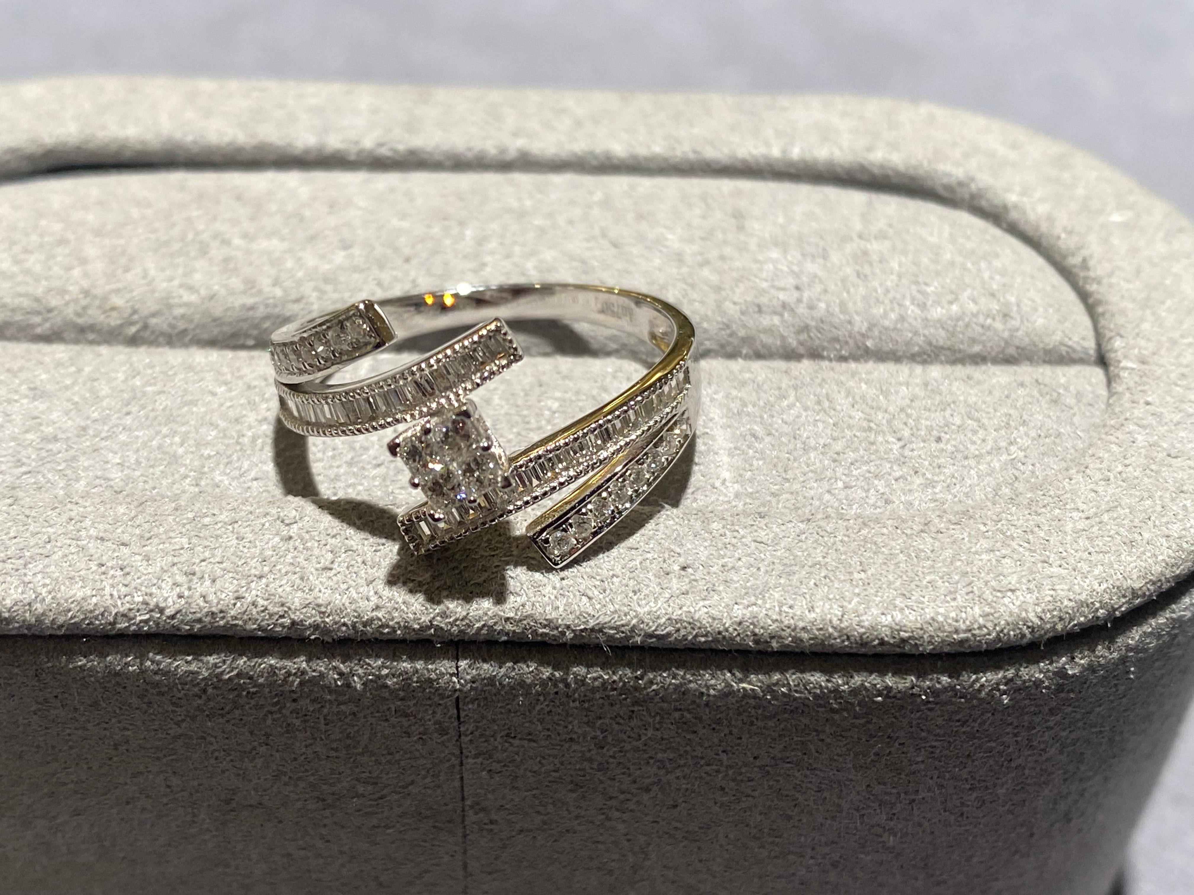 Square Cut Square Diamond Ring in 18k White Gold For Sale