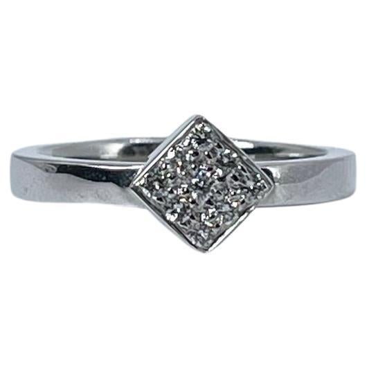 Quadratischer Diamantring mit Pavé-Fassung, Ring 18KT Weißgold Diamantring